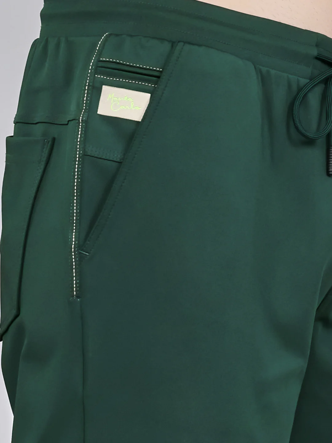 Men Green Plain Smart Fit Bermuda - Image 6
