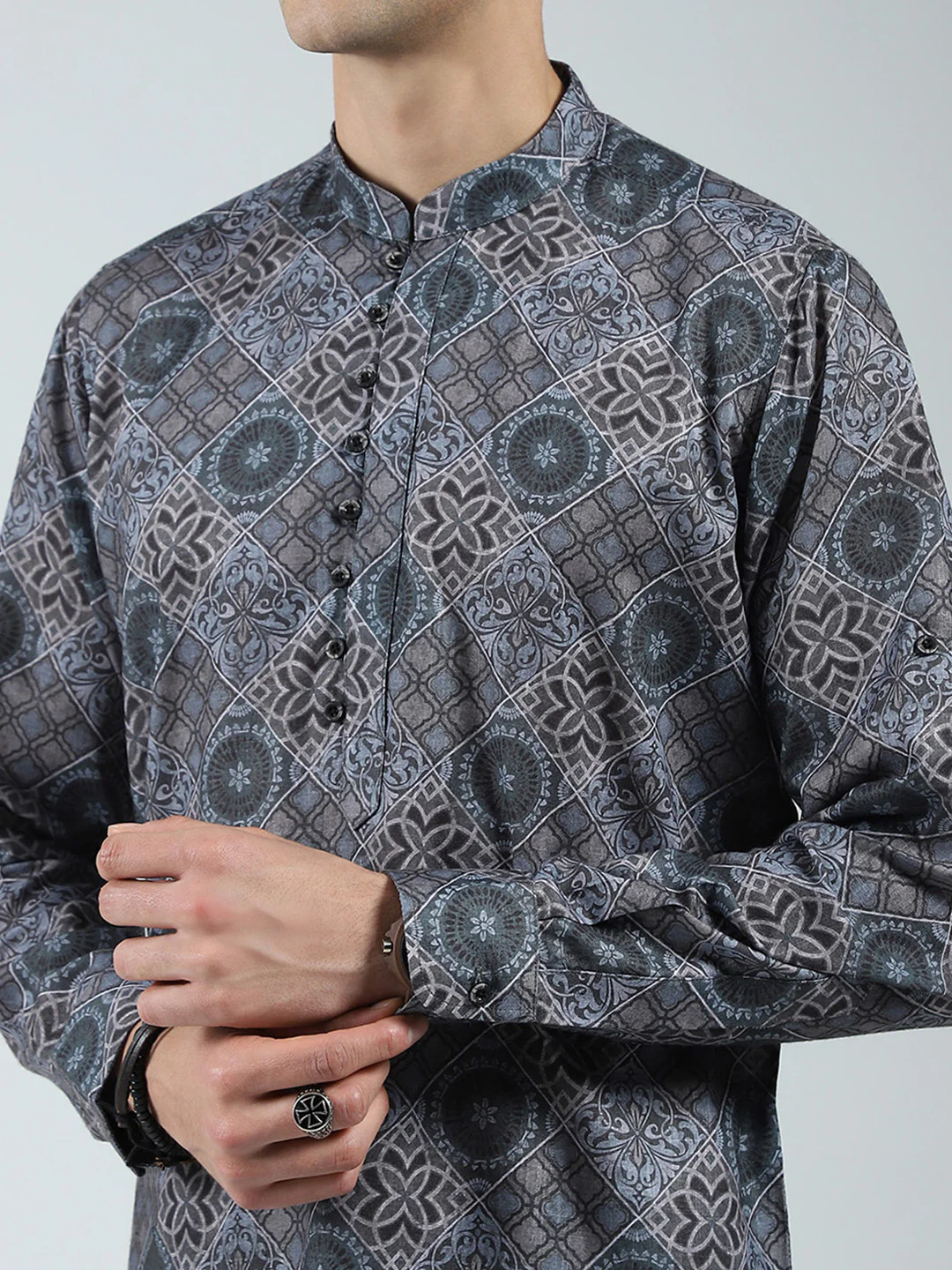 Men Green Printed Band Collar Full Sleeve Kurta - Image 7