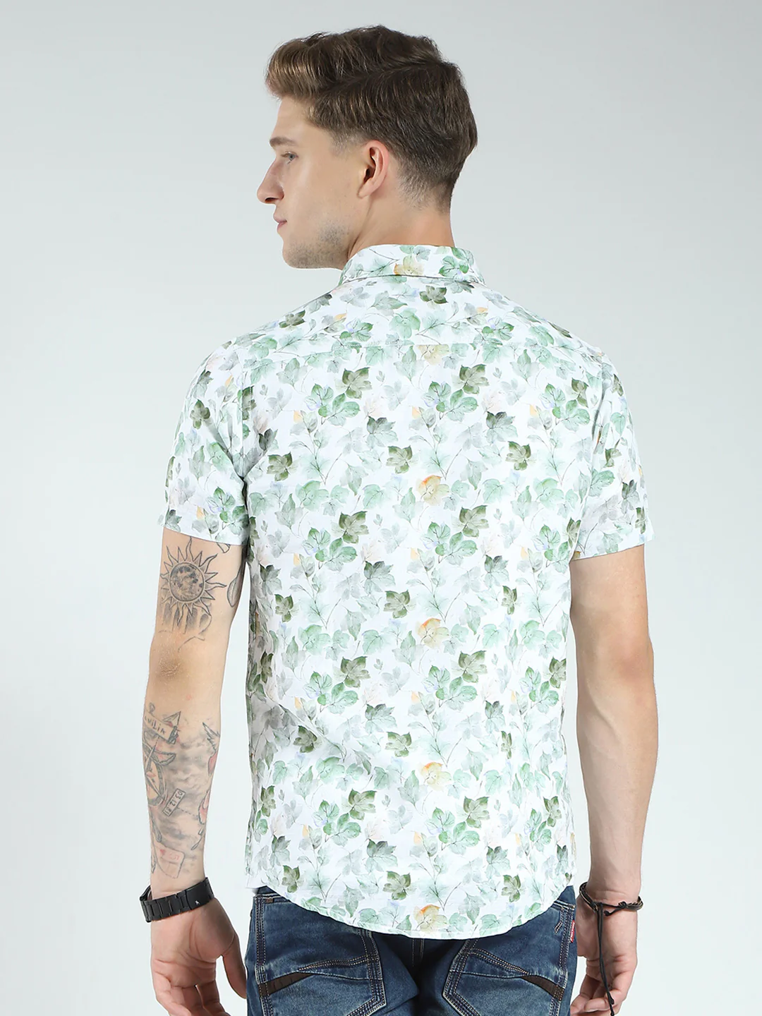 Men Green Printed Collar Half Sleeve Linen Shirt - Image 5