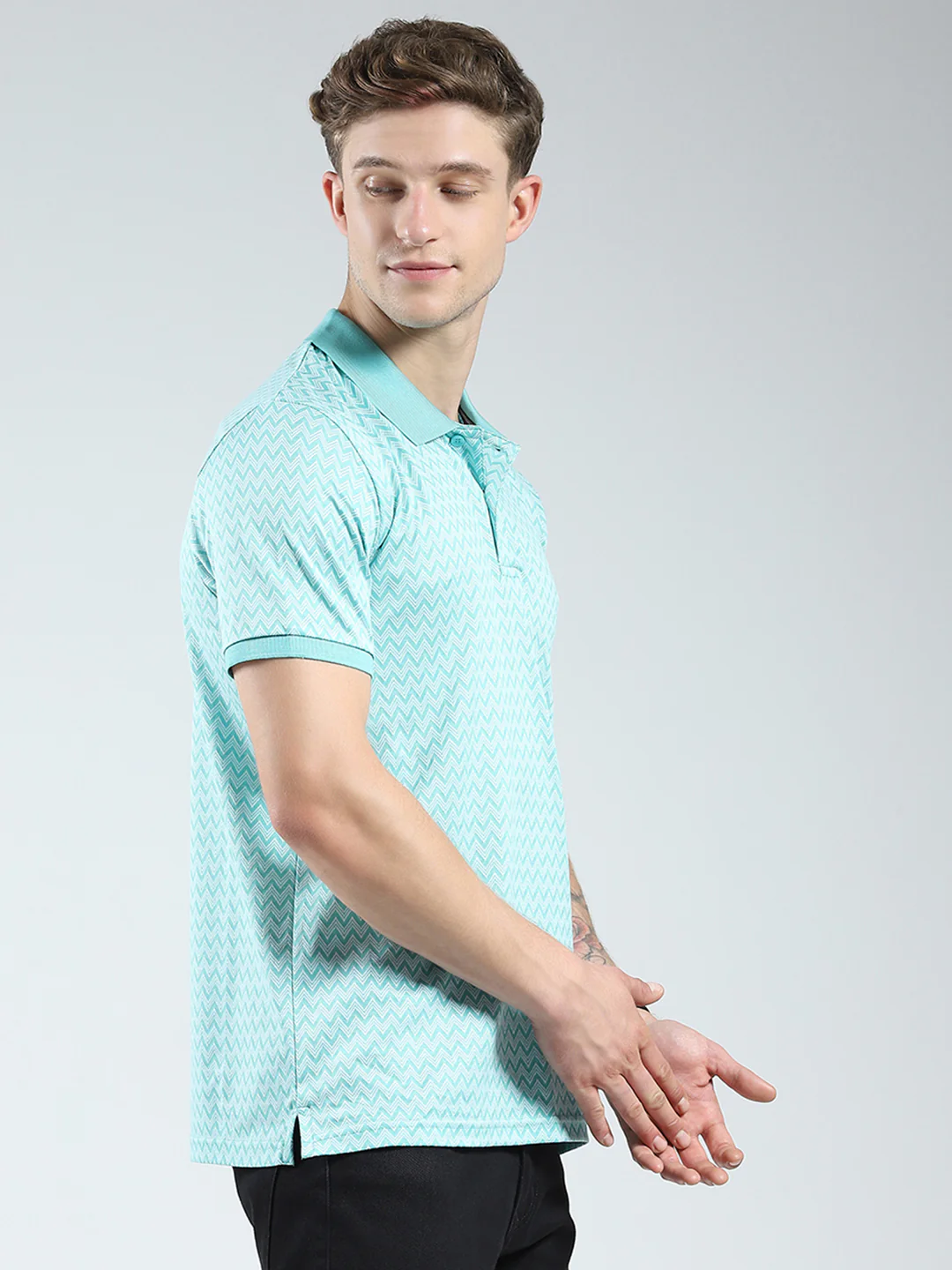 Men Green Printed Collar Half Sleeve T-Shirt - Image 4