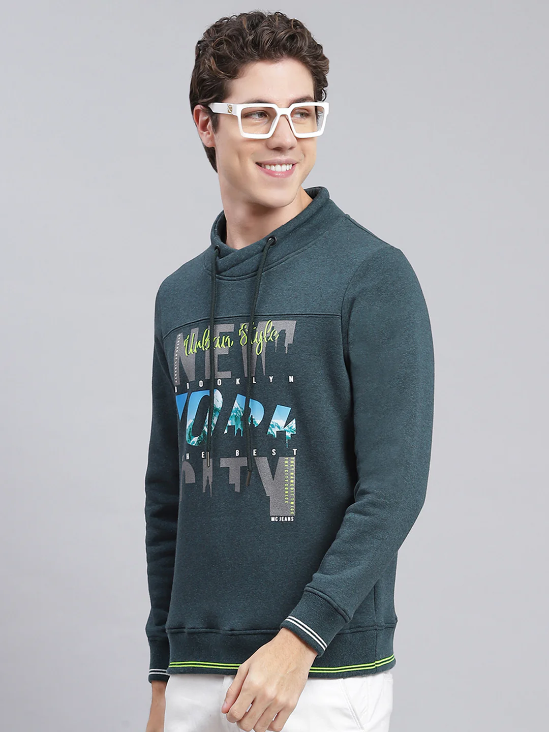 Men Green Printed Cotton Blend Sweatshirt - Image 4