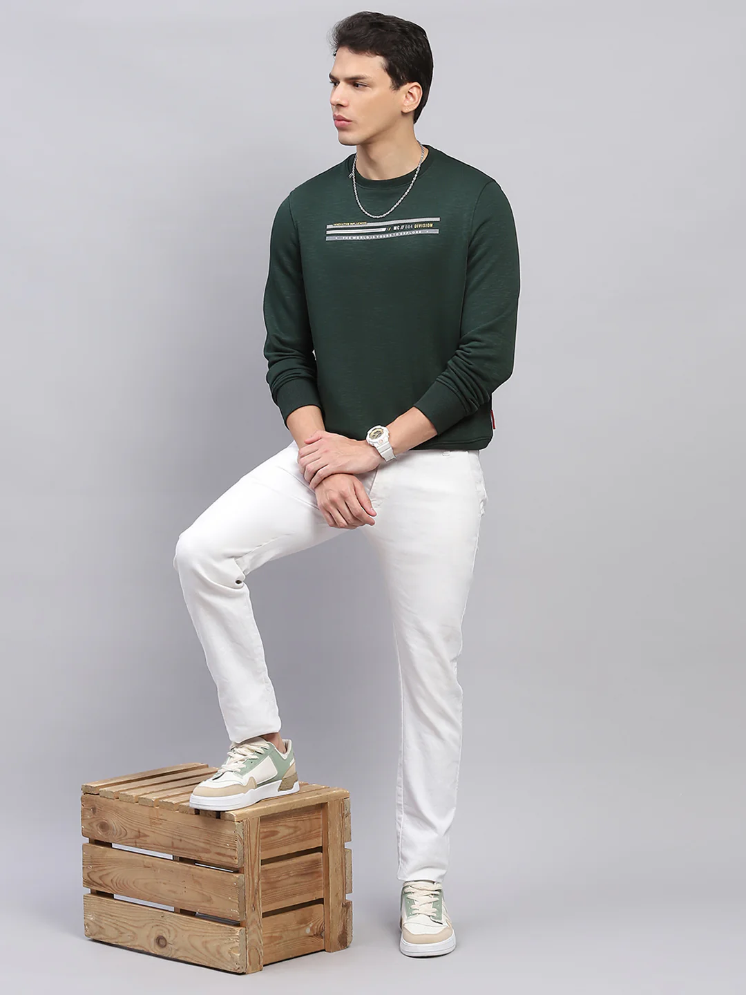 Men Green Printed Round Neck Full Sleeve Sweatshirt - Image 2