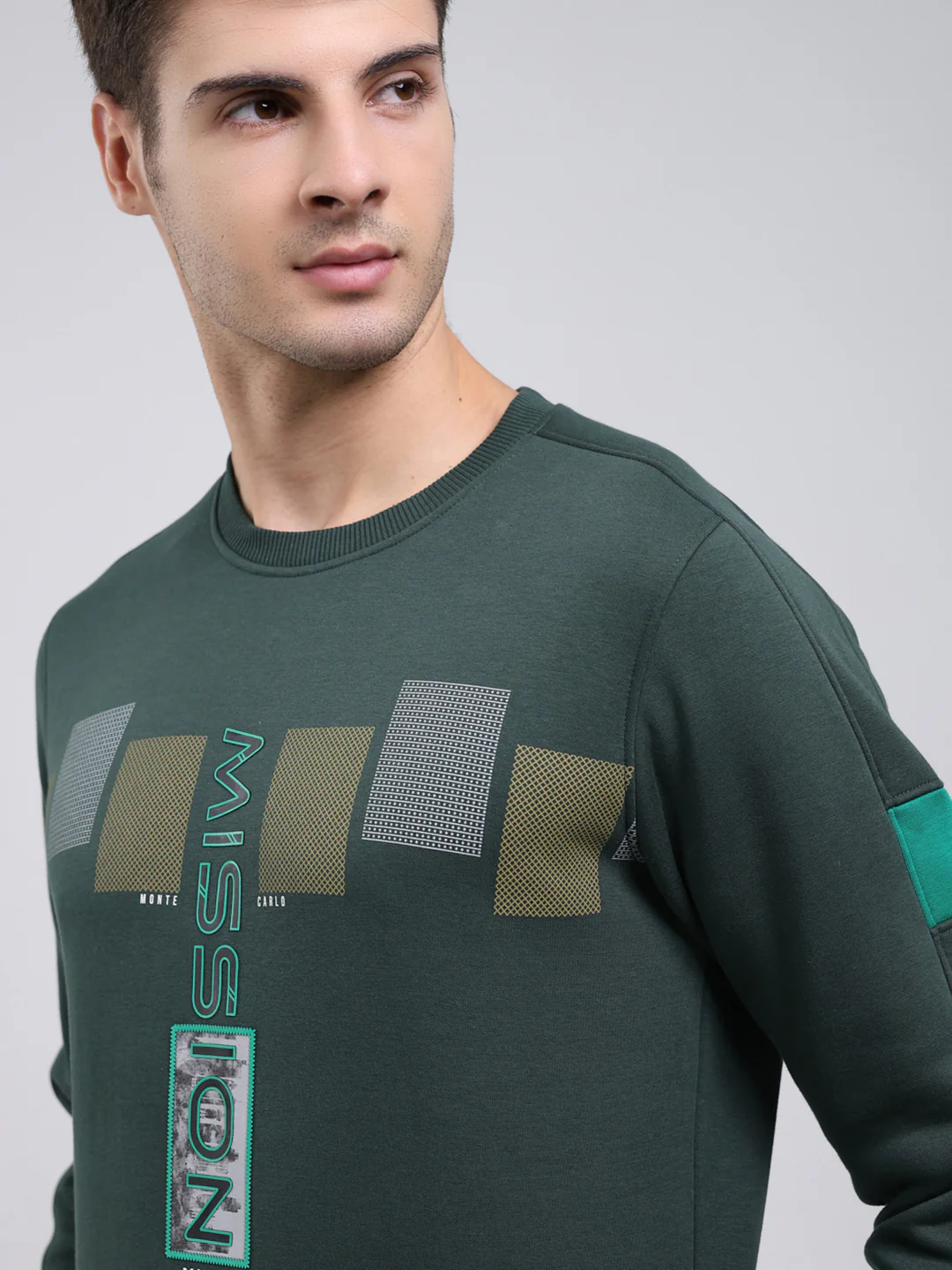Men Green Printed Round Neck Full Sleeve Sweatshirt - Image 6