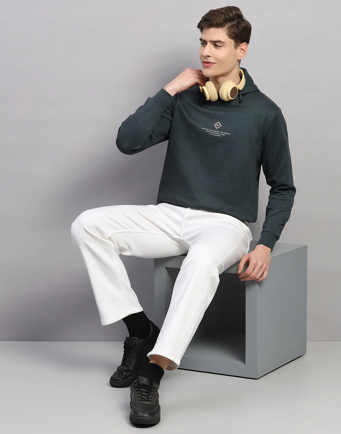 Men Green Printed Round Neck Full Sleeve Winter T-Shirt - Image 5
