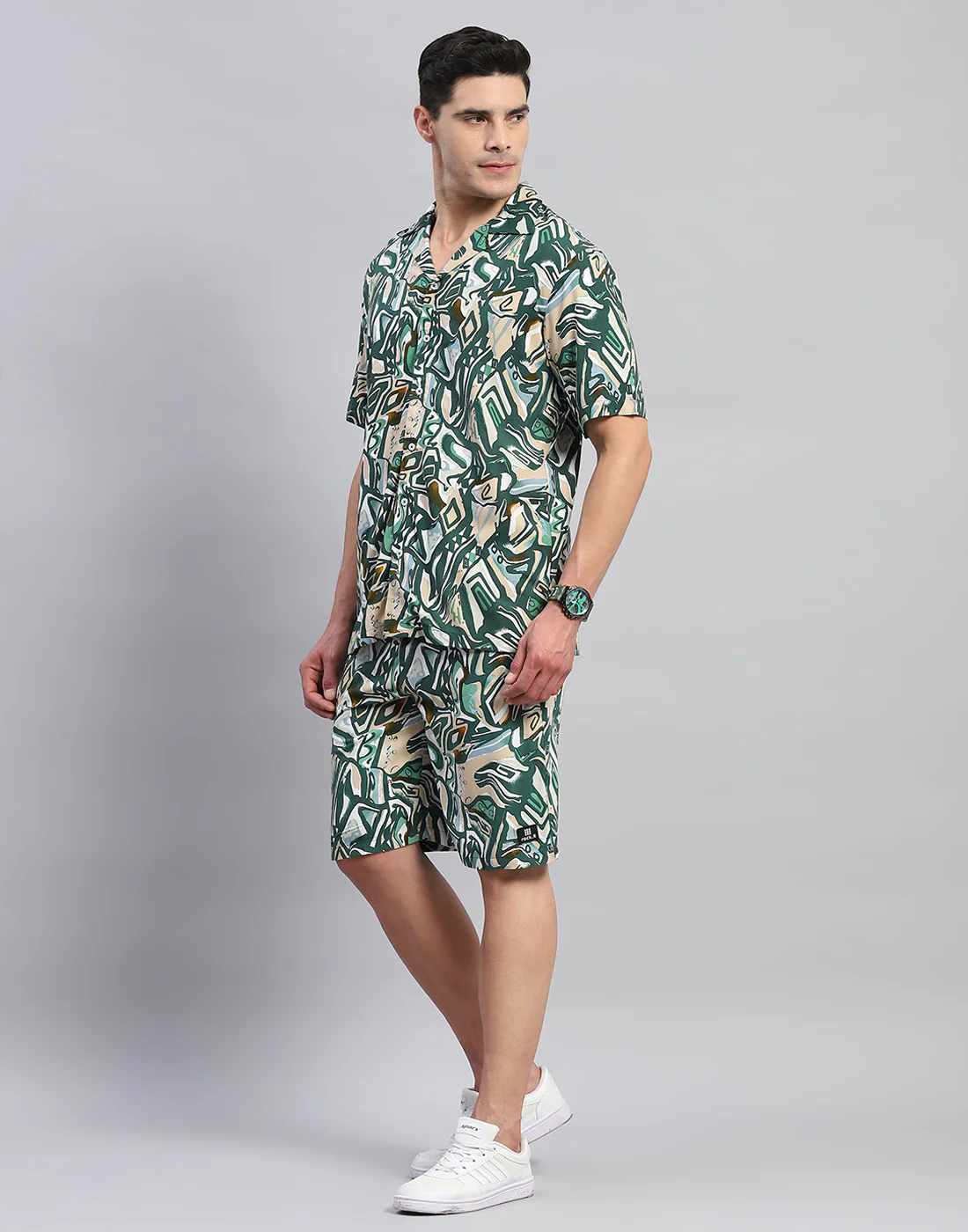 Rock.it Men Green Printed Round Neck Half Sleeve Cords Set - Image 3
