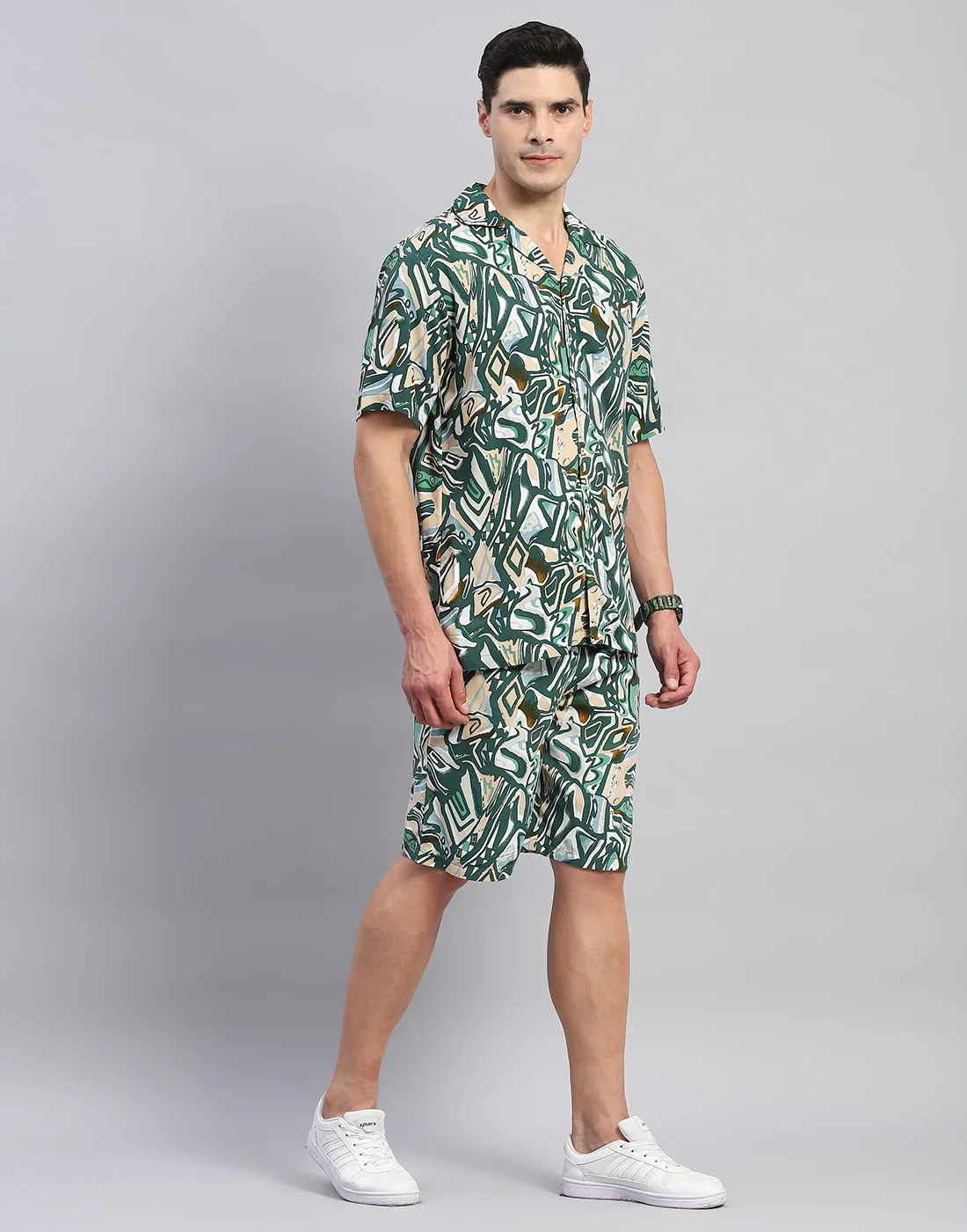 Rock.it Men Green Printed Round Neck Half Sleeve Cords Set - Image 4