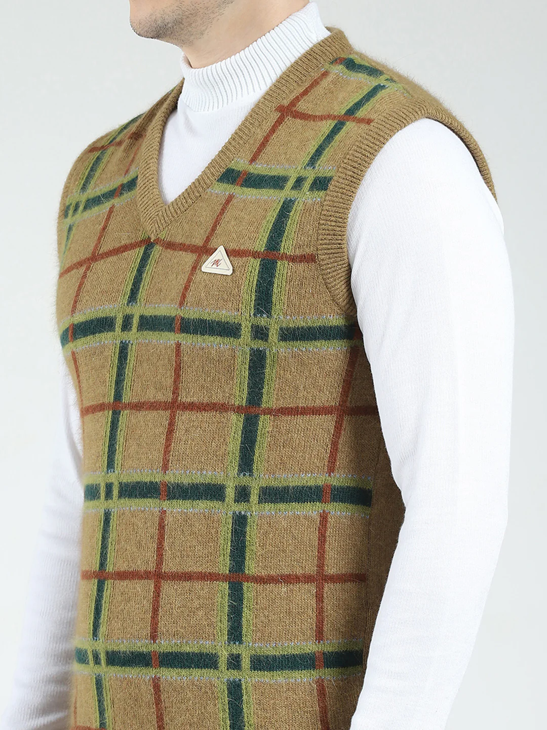 Men Green Printed V Neck Sleeveless Sweater - Image 7