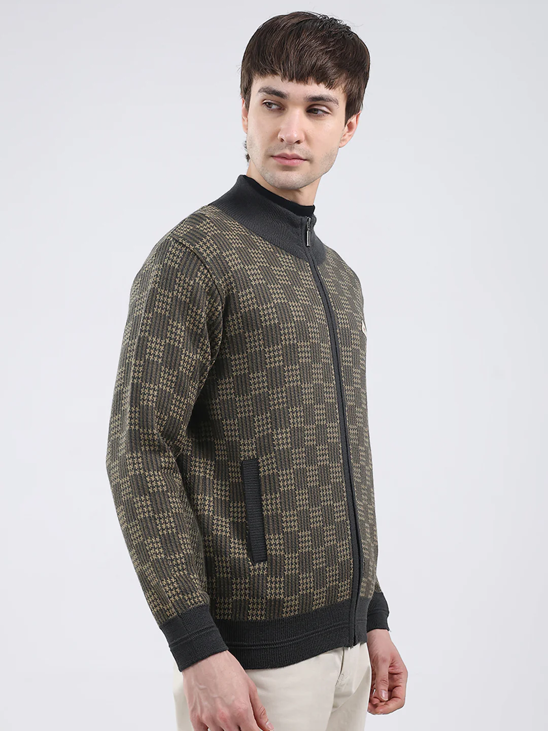 Men Green Self Design Mock Neck Full Sleeve Pullover - Image 4