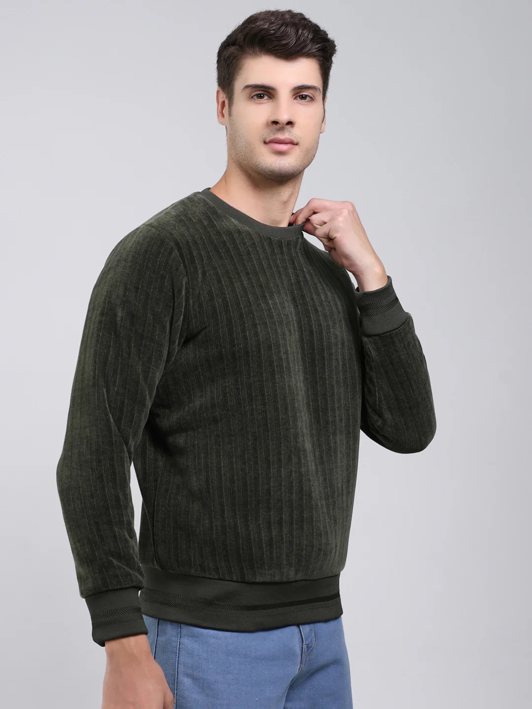 Men Green Self Design Round Neck Full Sleeve Sweatshirt - Image 4