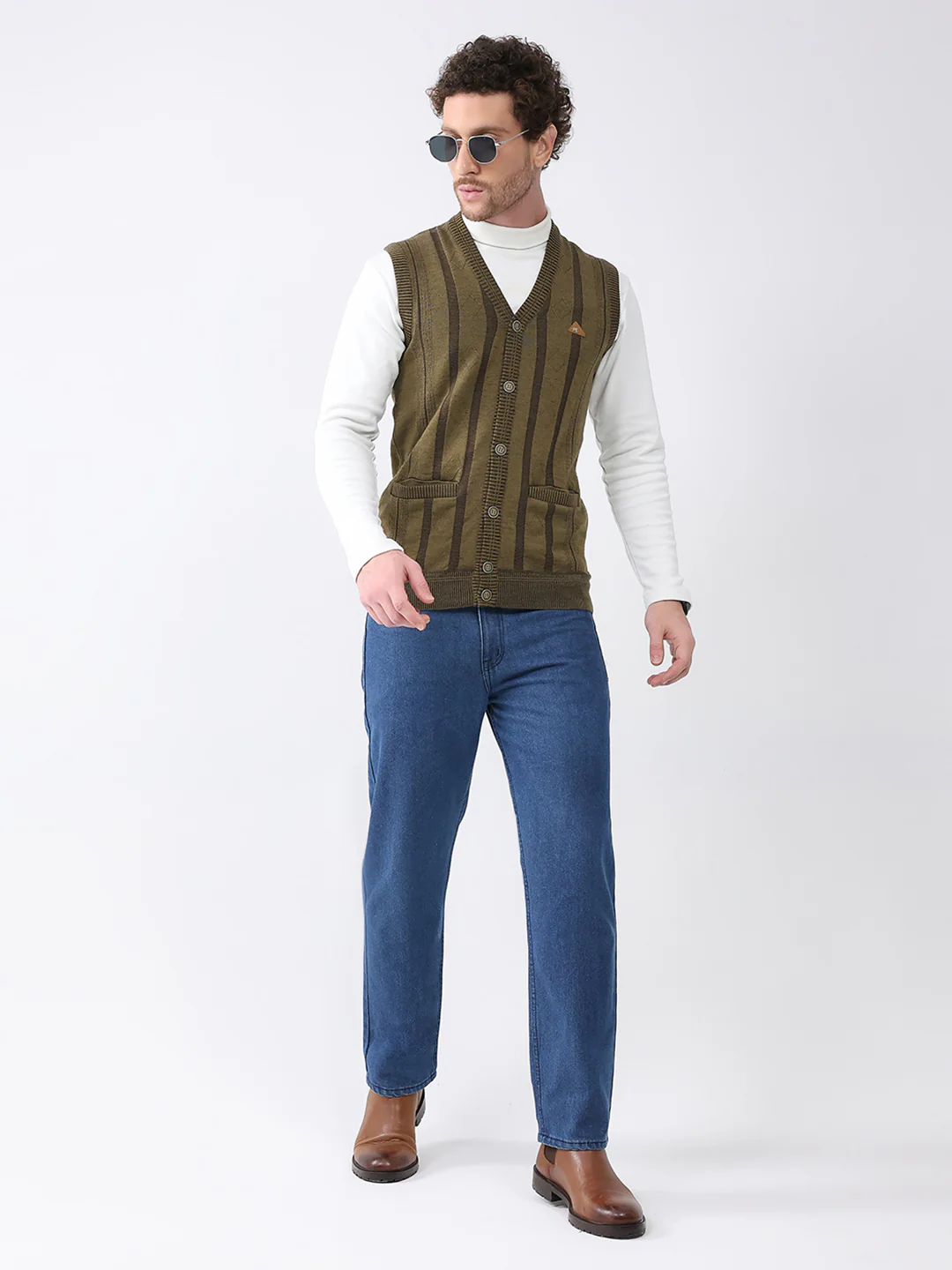 Men Green Self Design V Neck Sleeveless Cardigan - Image 2