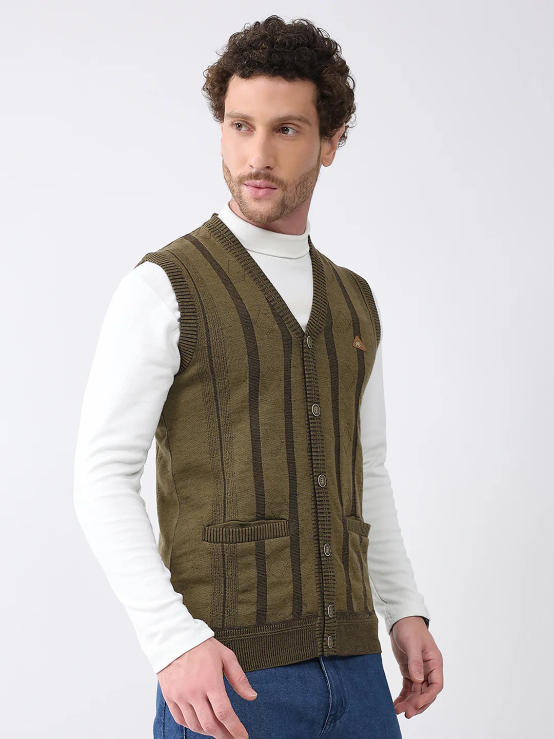 Men Green Self Design V Neck Sleeveless Cardigan - Image 4