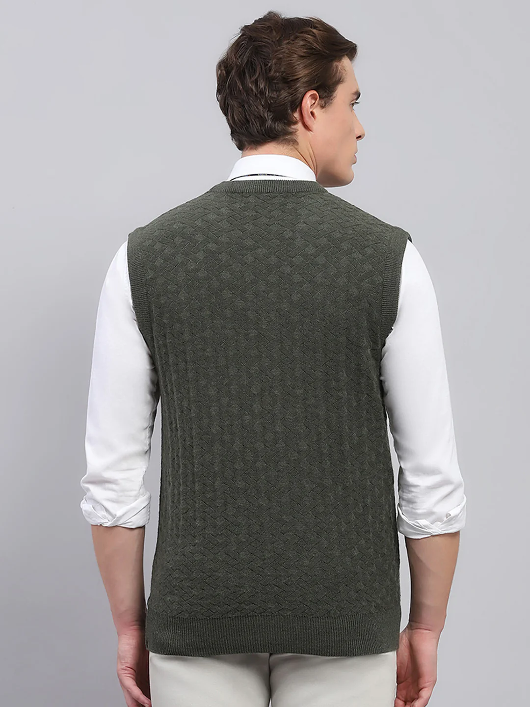 Men Green Self Design V Neck Sleeveless Sweater - Image 5