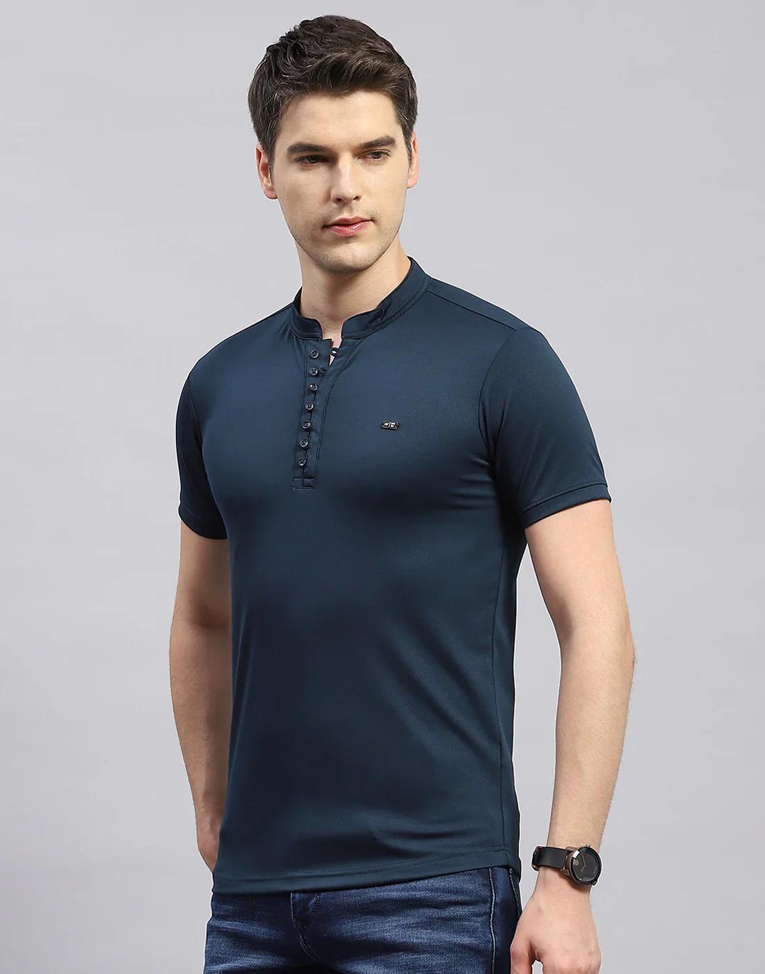 Men Green Solid Band Collar Half Sleeve T-Shirt - Image 4