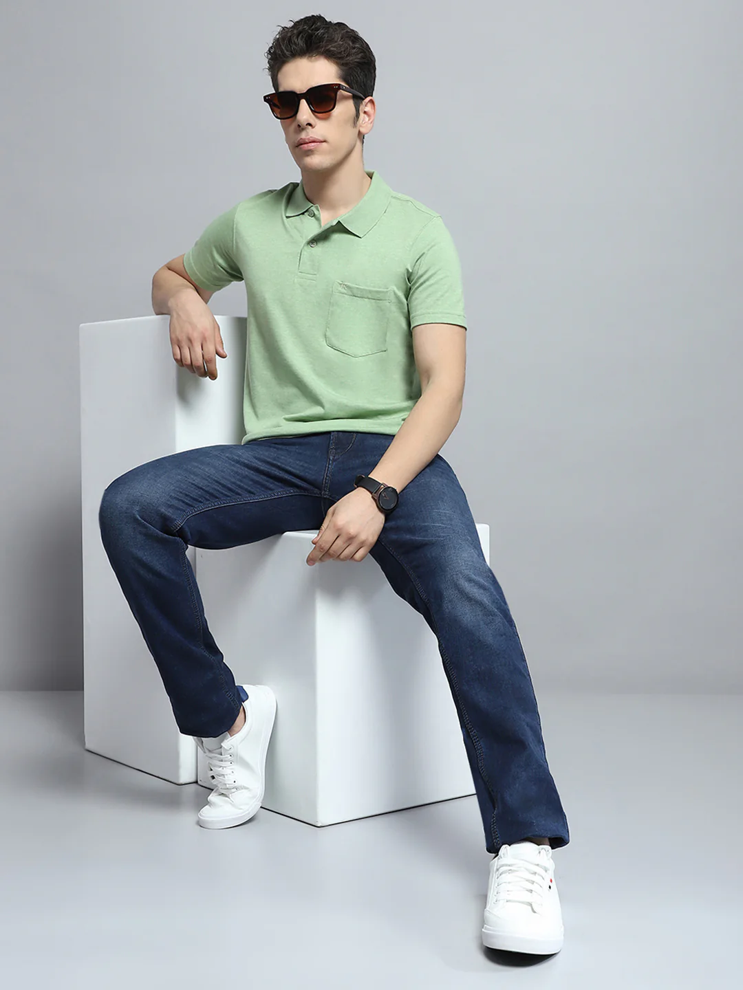 Men Green Solid Collar Half Sleeve T-Shirt - Image 2