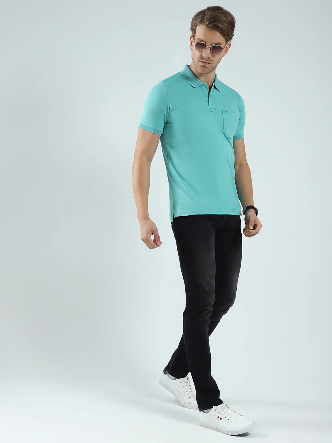 Men Green Solid Collar Half Sleeve T-Shirt - Image 2