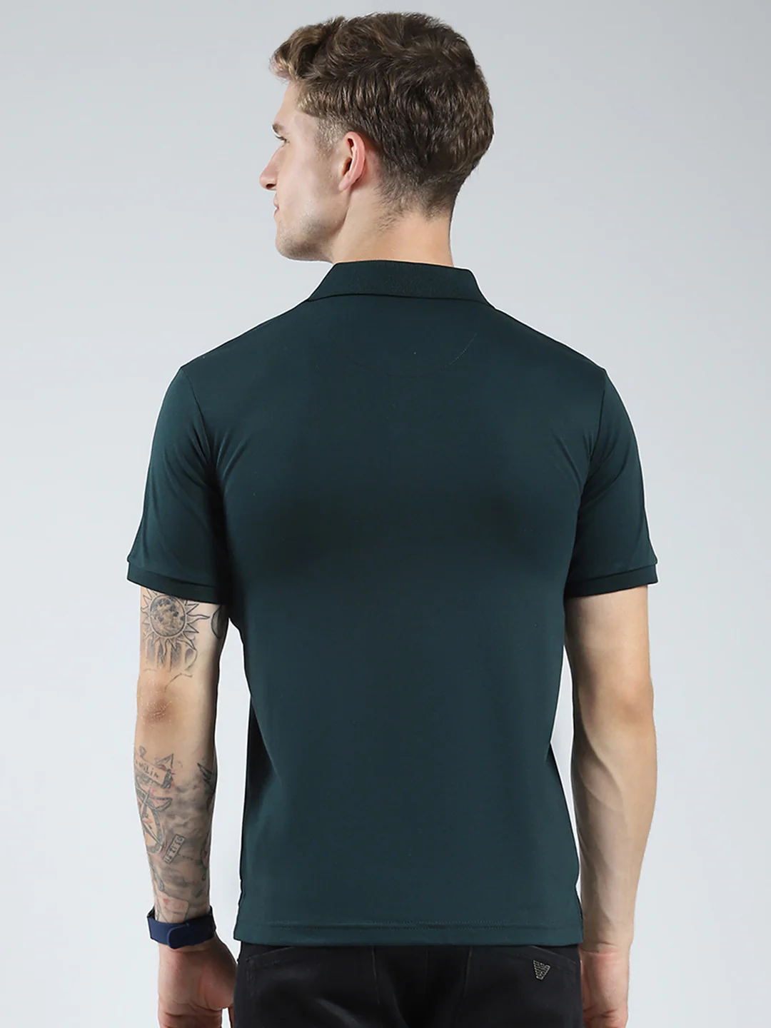 Men Green Solid Collar Half Sleeve T-Shirt - Image 5