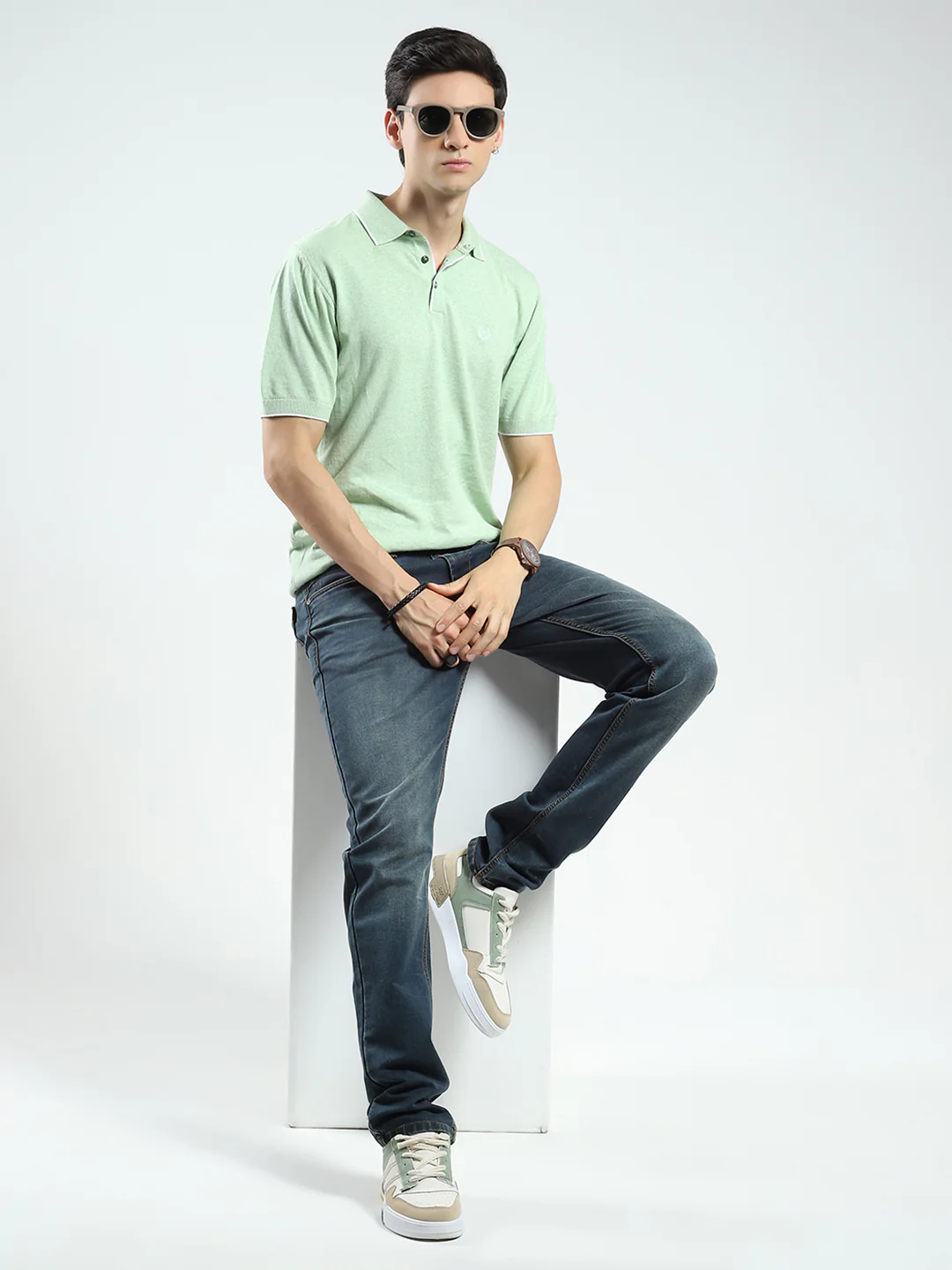 Men Green Solid Collar Half Sleeve T-Shirt - Image 2