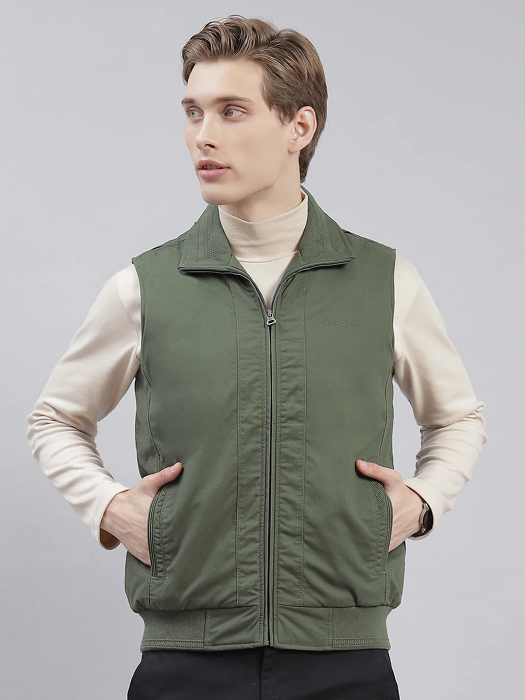 Men Green Solid Collar Sleeveless Jackets - Image 2