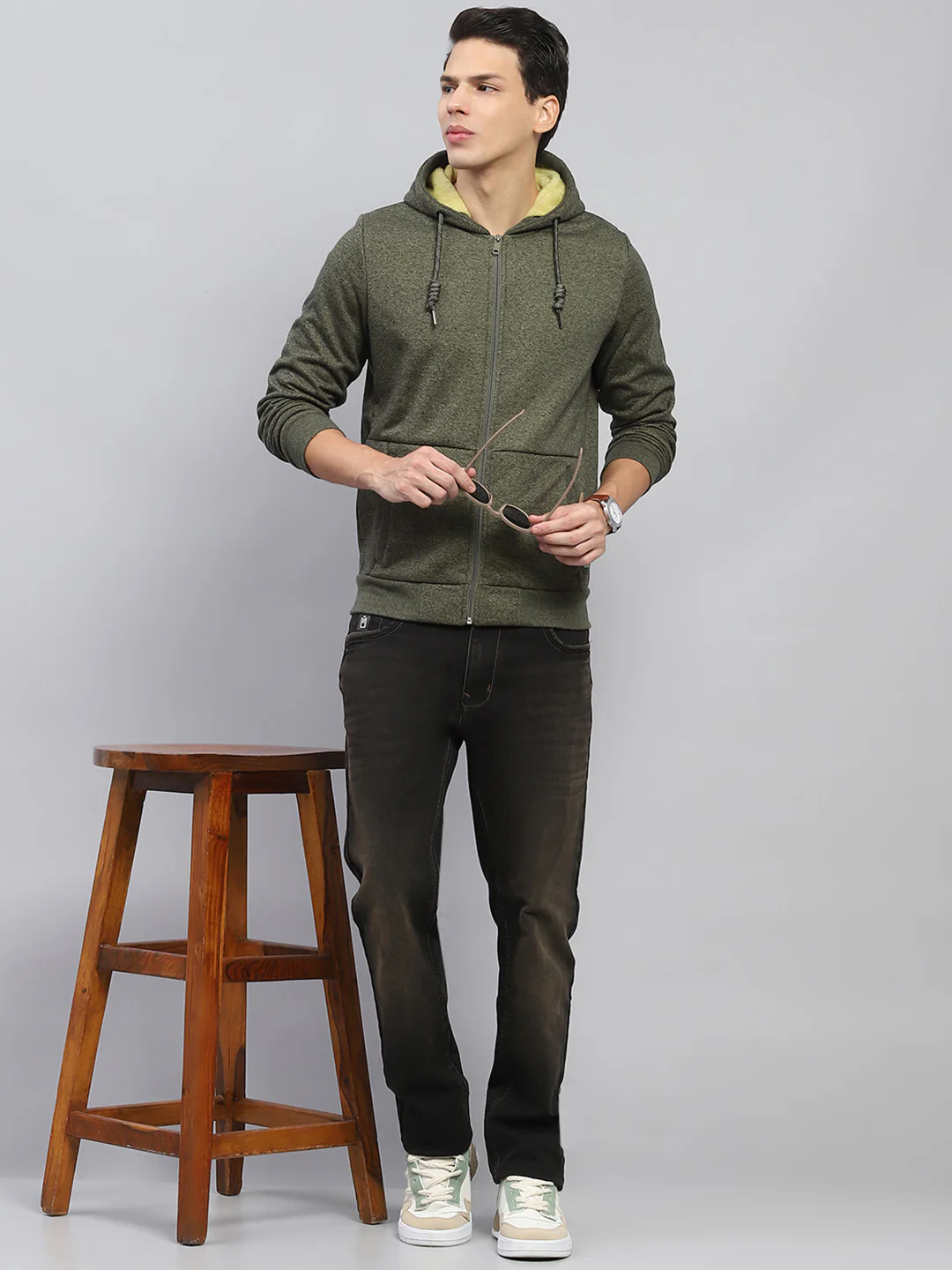 Men Green Solid Hooded Full Sleeve Sweatshirt - Image 5