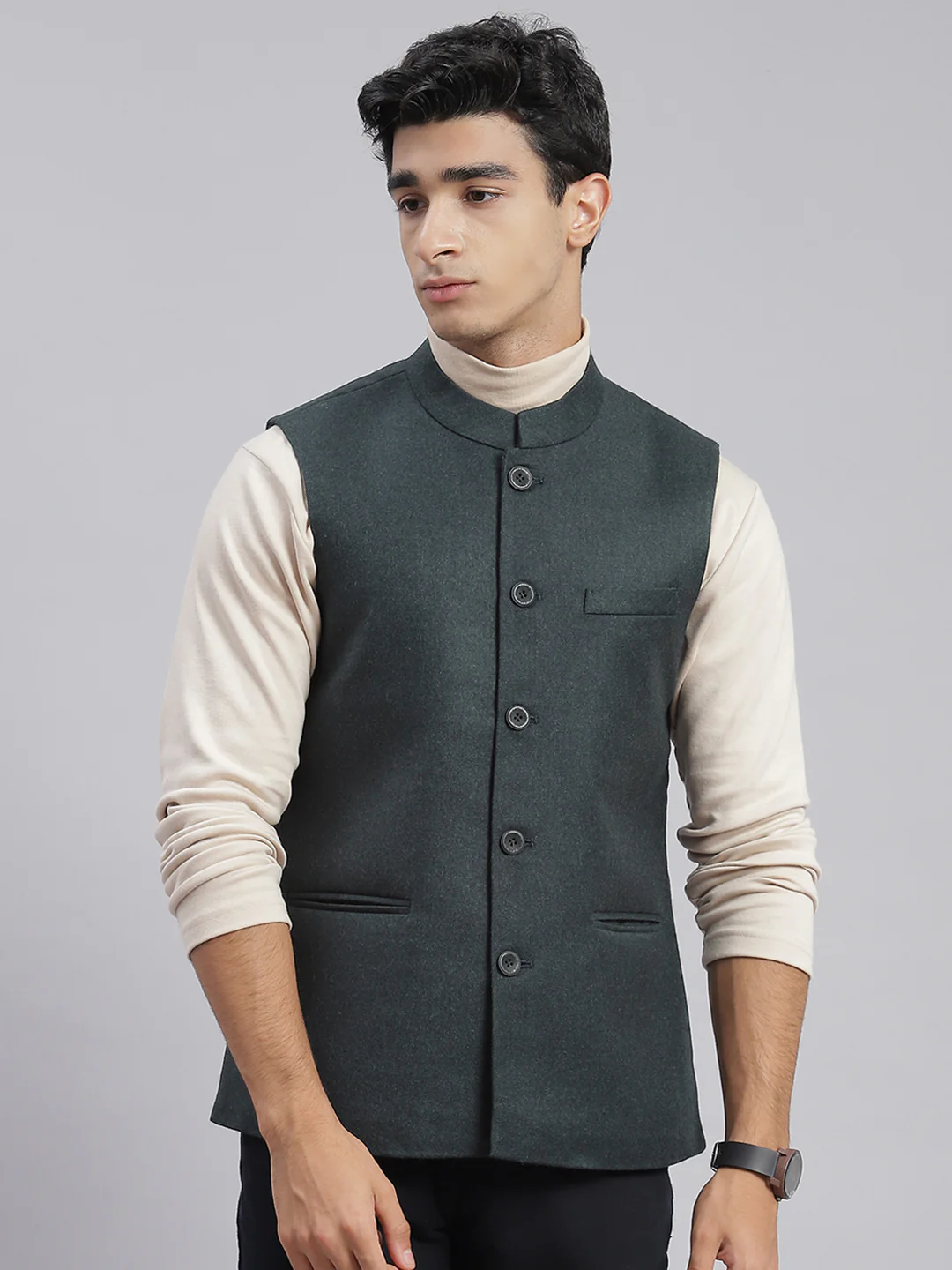 Men Green Solid Mandarin Collar Sleeveless Nehru Jackets - Image 5