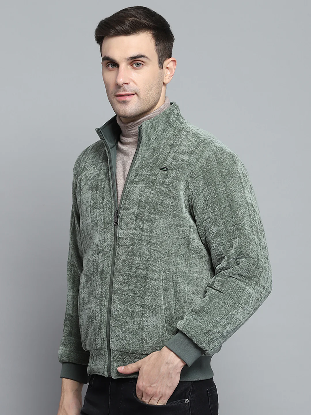 Men Green Solid Mock Neck Full Sleeve Jacket - Image 7