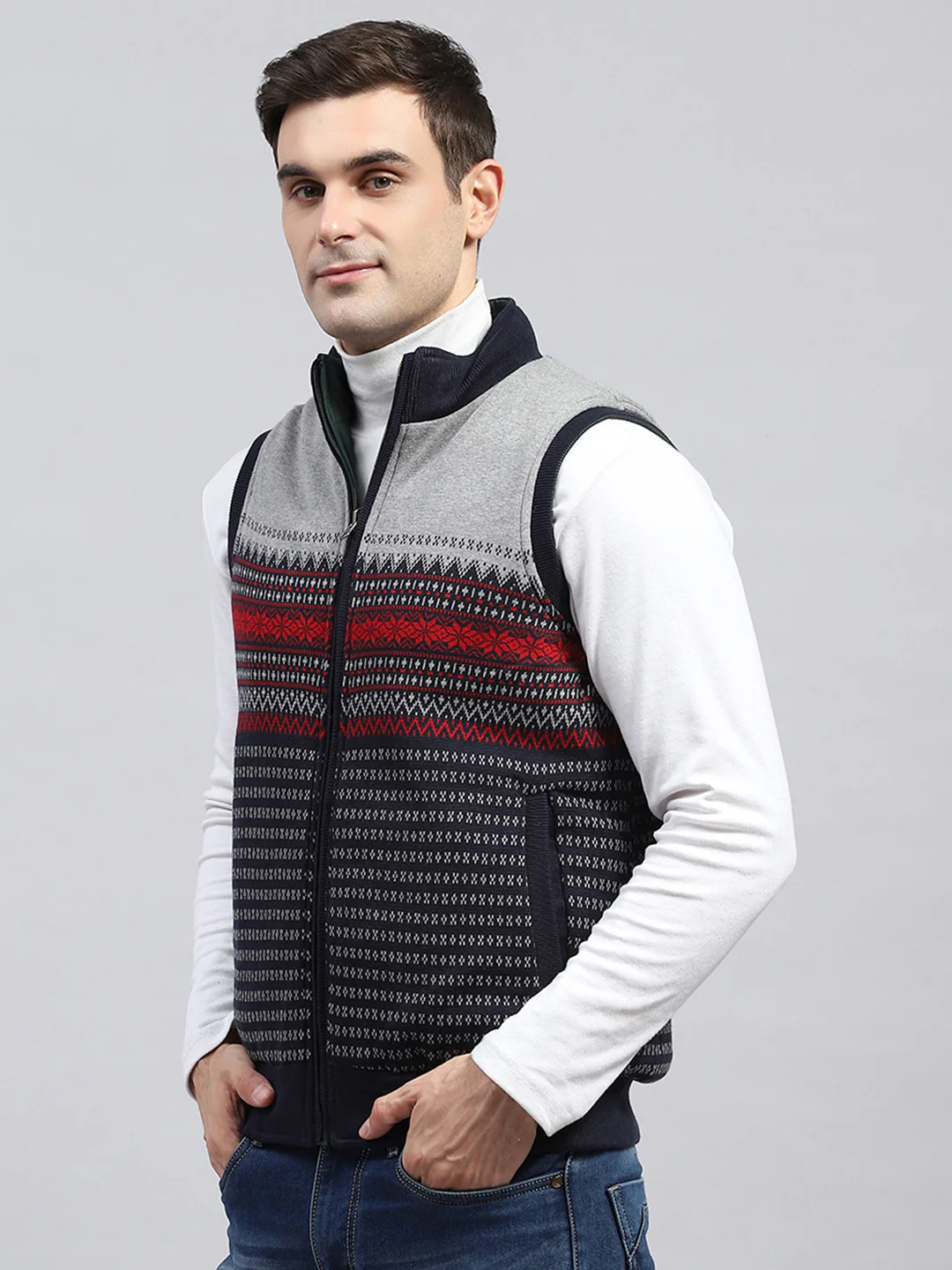 Men Green Solid Mock Neck Sleeveless Reversible Jacket - Image 3