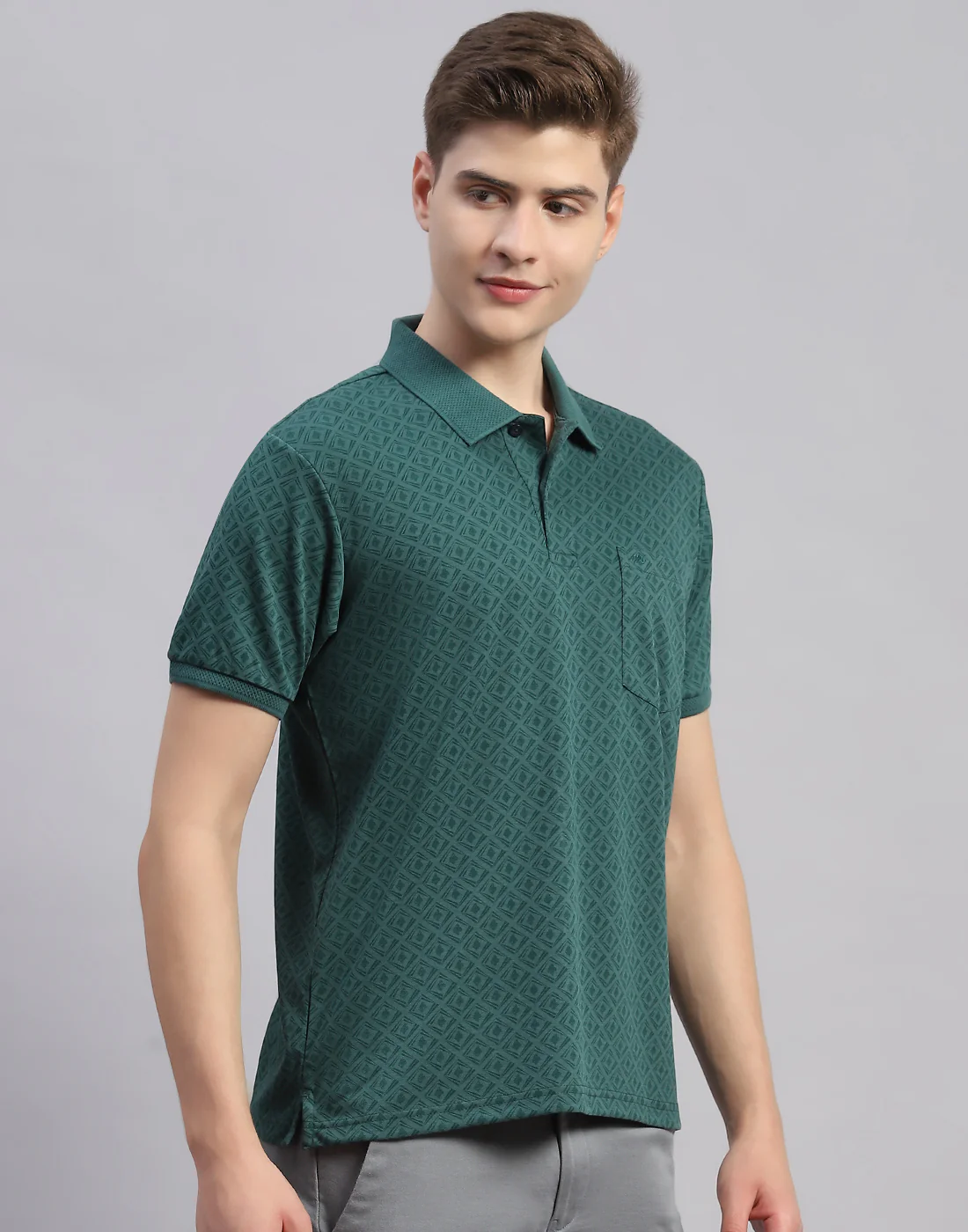Men Green Solid Polo Collar Half Sleeve T-Shirt - Image 4