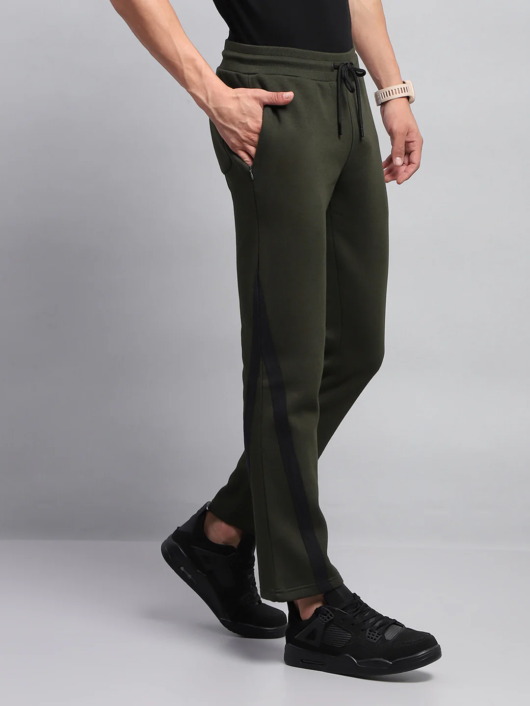 Rock.it Men Green Solid Regular Fit Lower - Image 4