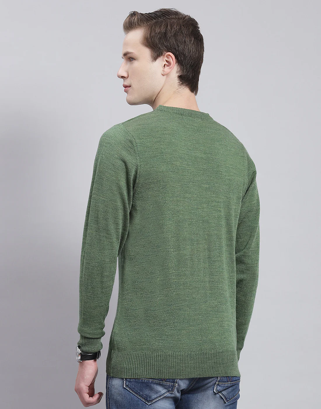 Men Green Solid Round Neck Full Sleeve Sweater - Image 5