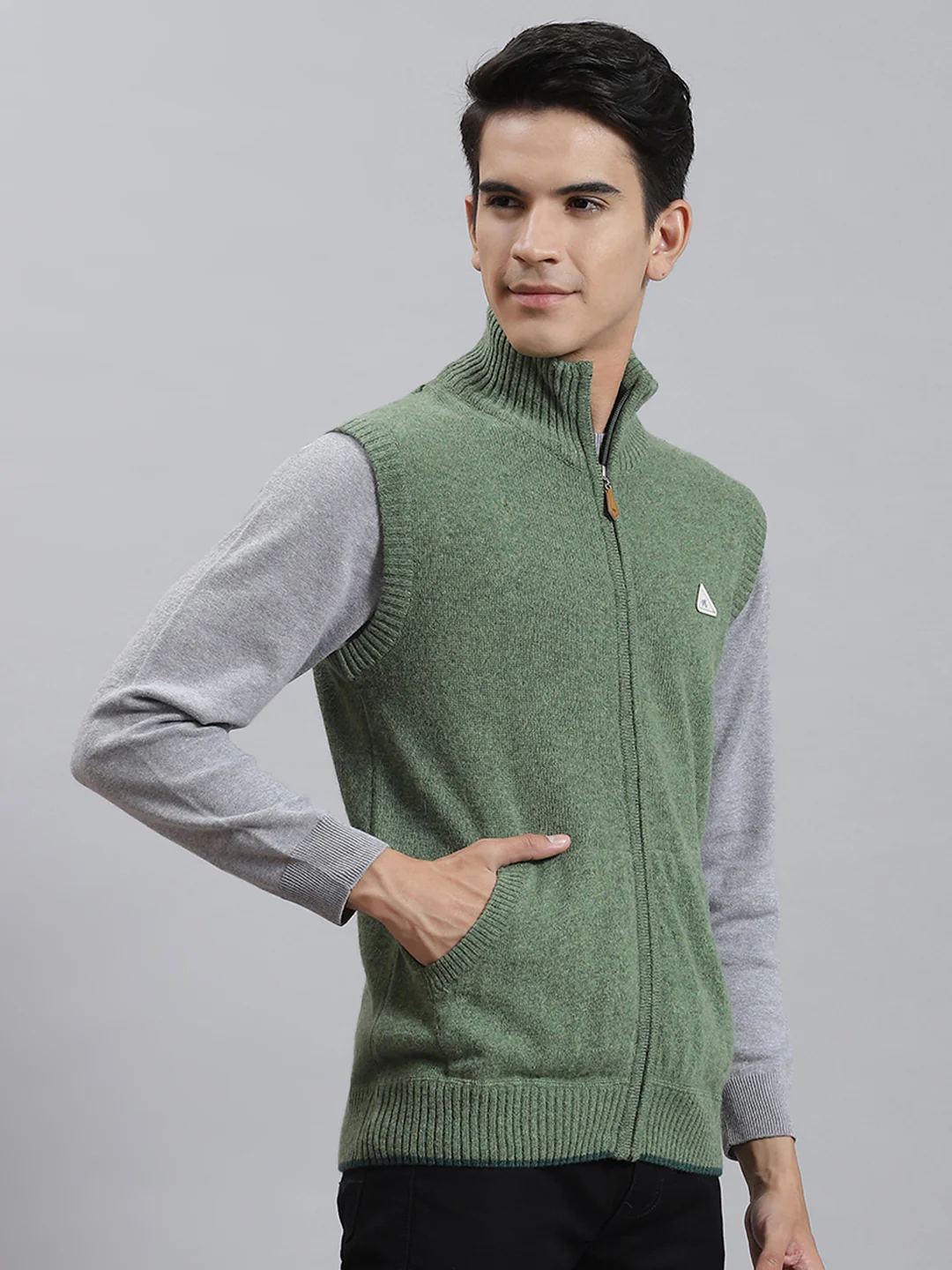 Men Green Solid Stand Collar Sleeveless Sweaters/Pullovers - Image 4