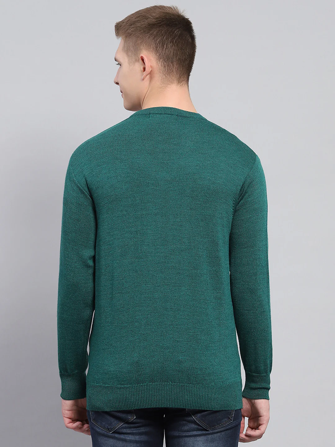 Men Green Solid V Neck Full Sleeve Pullover - Image 5