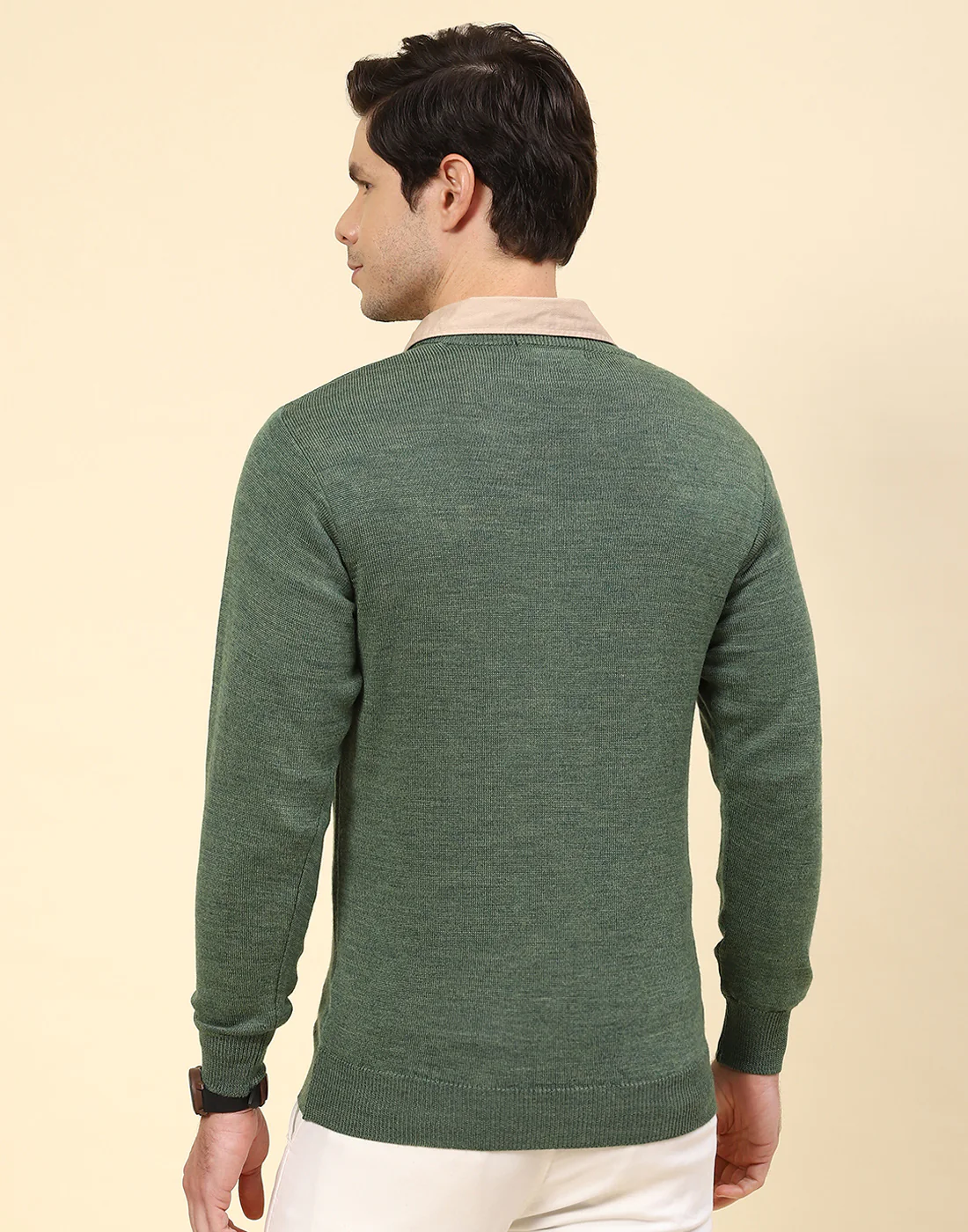 Men Green Solid V Neck Full Sleeve Pullover - Image 5