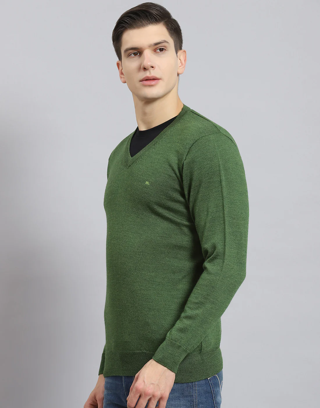 Men Green Solid V Neck Full Sleeve Pullover - Image 4