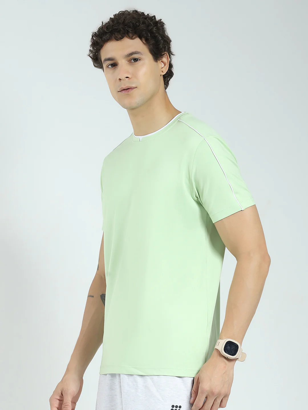 Rock.it Men Green Solid Round Neck Half Sleeve T-Shirt - Image 3