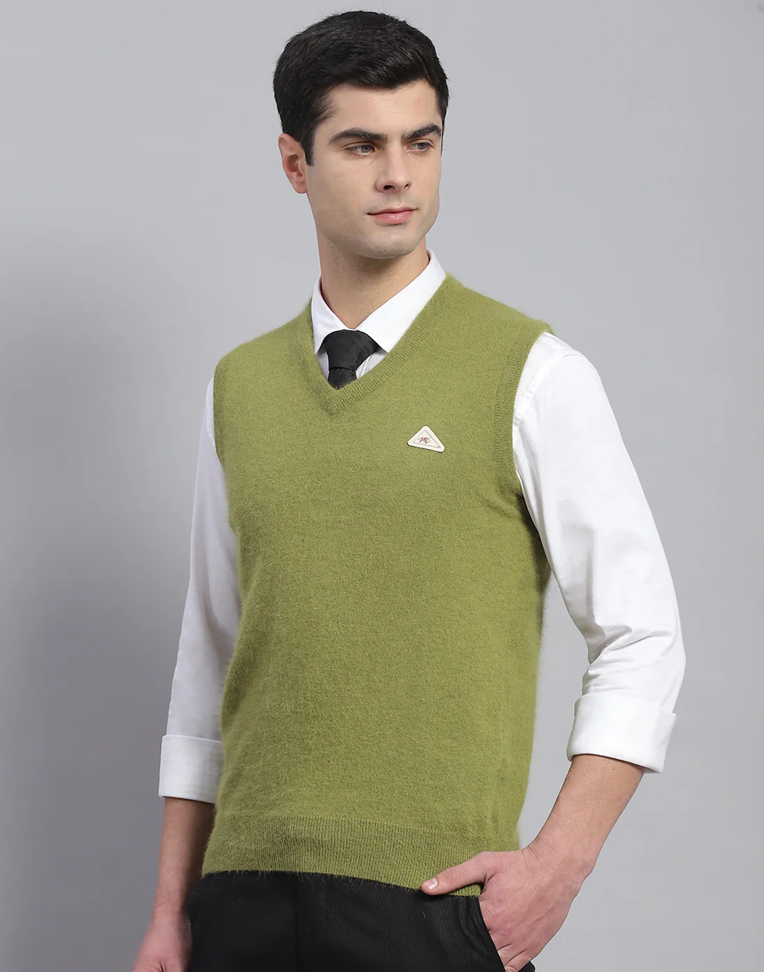 Men Green Solid V Neck Sleeveless Sweater - Image 5