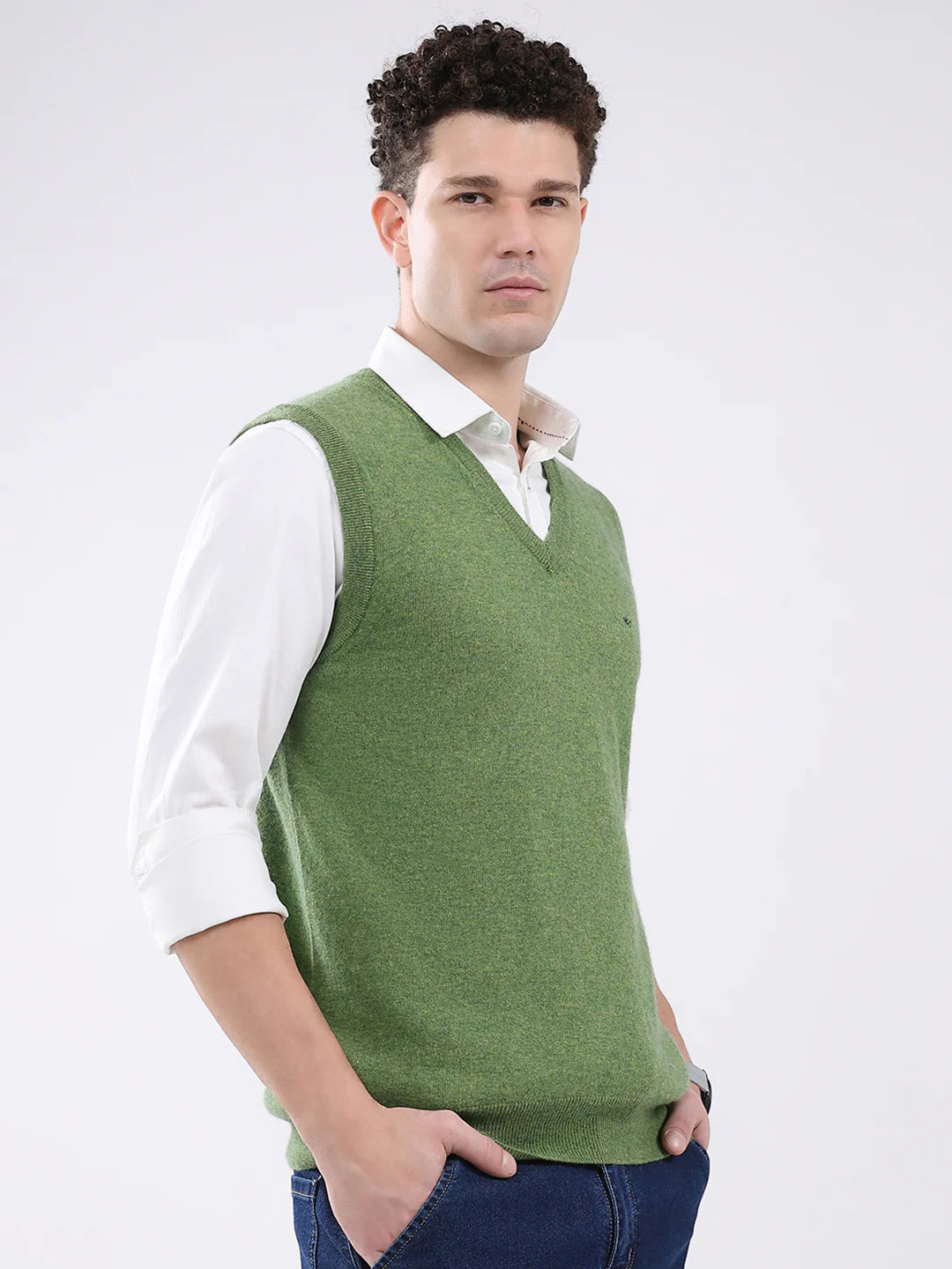 Men Green Solid V Neck Sleeveless Sweater - Image 4