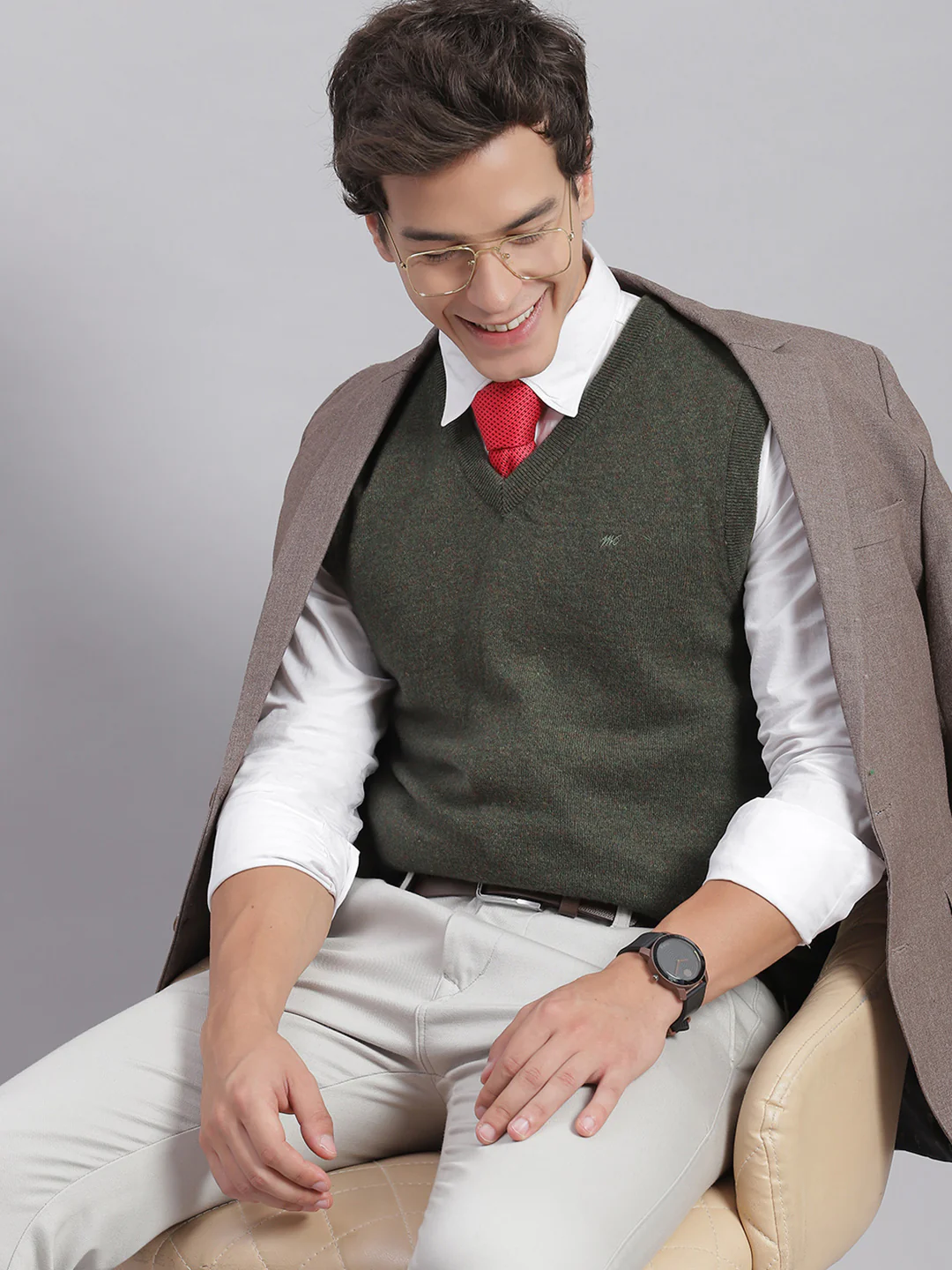 Men Green Solid V Neck Sleeveless Sweaters/Pullovers - Image 2