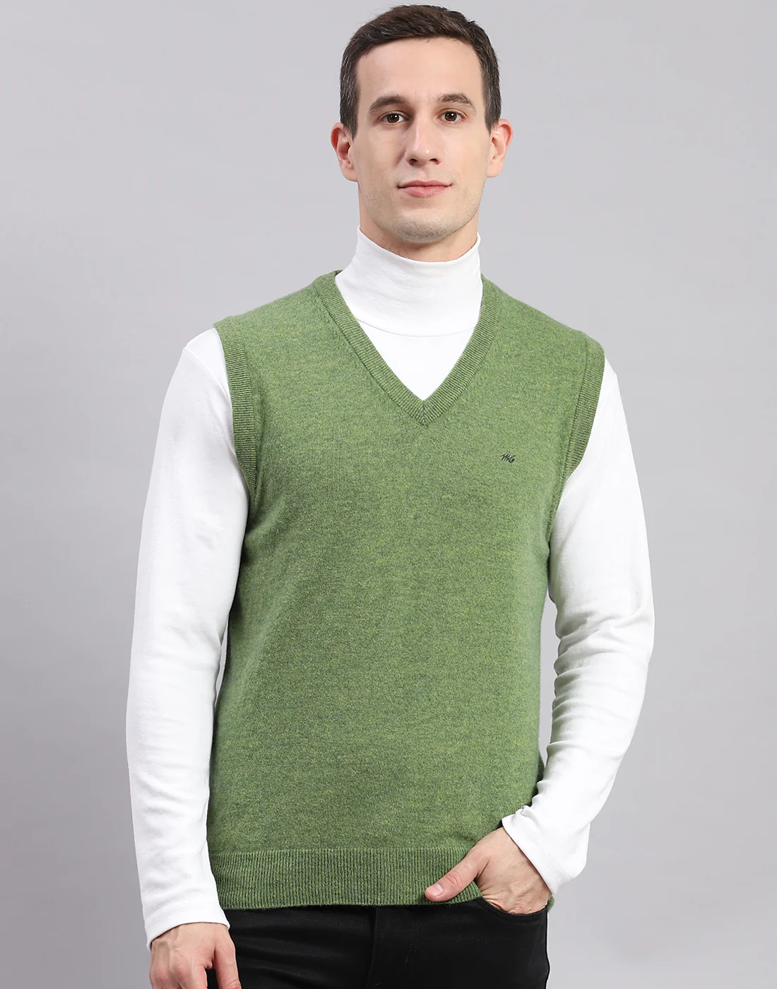 Men Green Solid V Neck Sleeveless Sweaters/Pullovers - Image 2