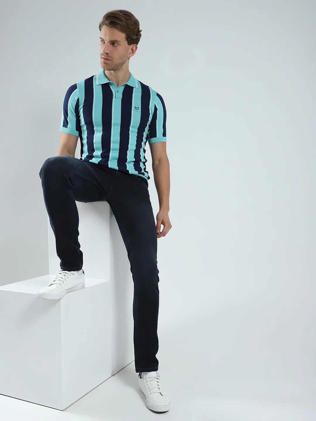 Men Green Stripe Collar Half Sleeve T-Shirt - Image 2