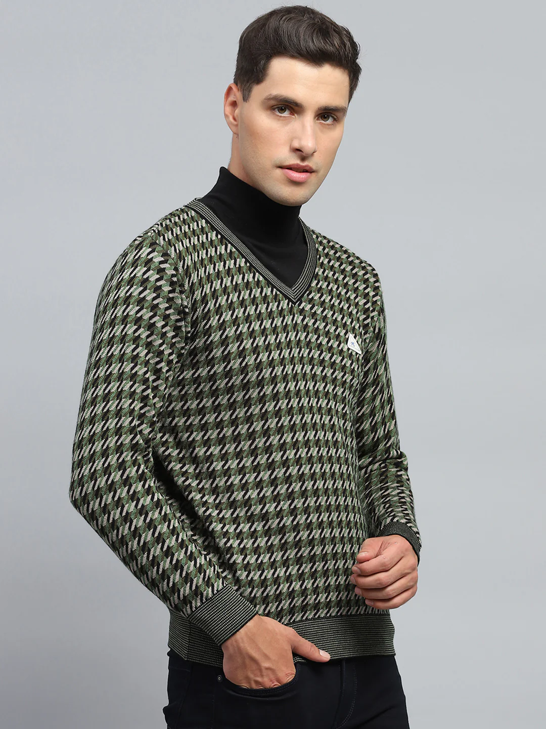 Men Green Stripe V Neck Full Sleeve Pullover - Image 4