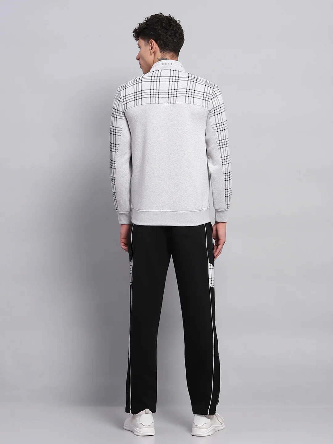 Men Grey & Black Self Design Mock Neck Full Sleeve Winter Tracksuit - Image 5