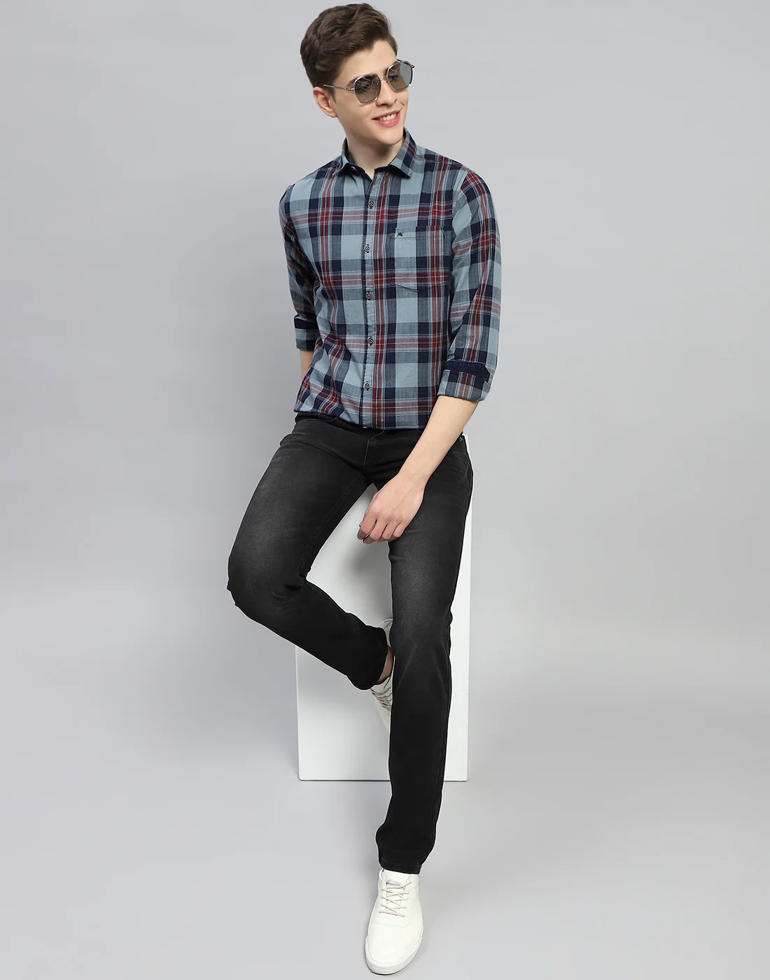 Men Grey Check Collar Full Sleeve Shirt - Image 2