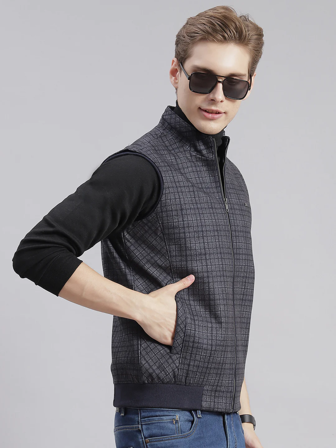 Men Grey Check Stand Collar Sleeveless Jackets - Image 6