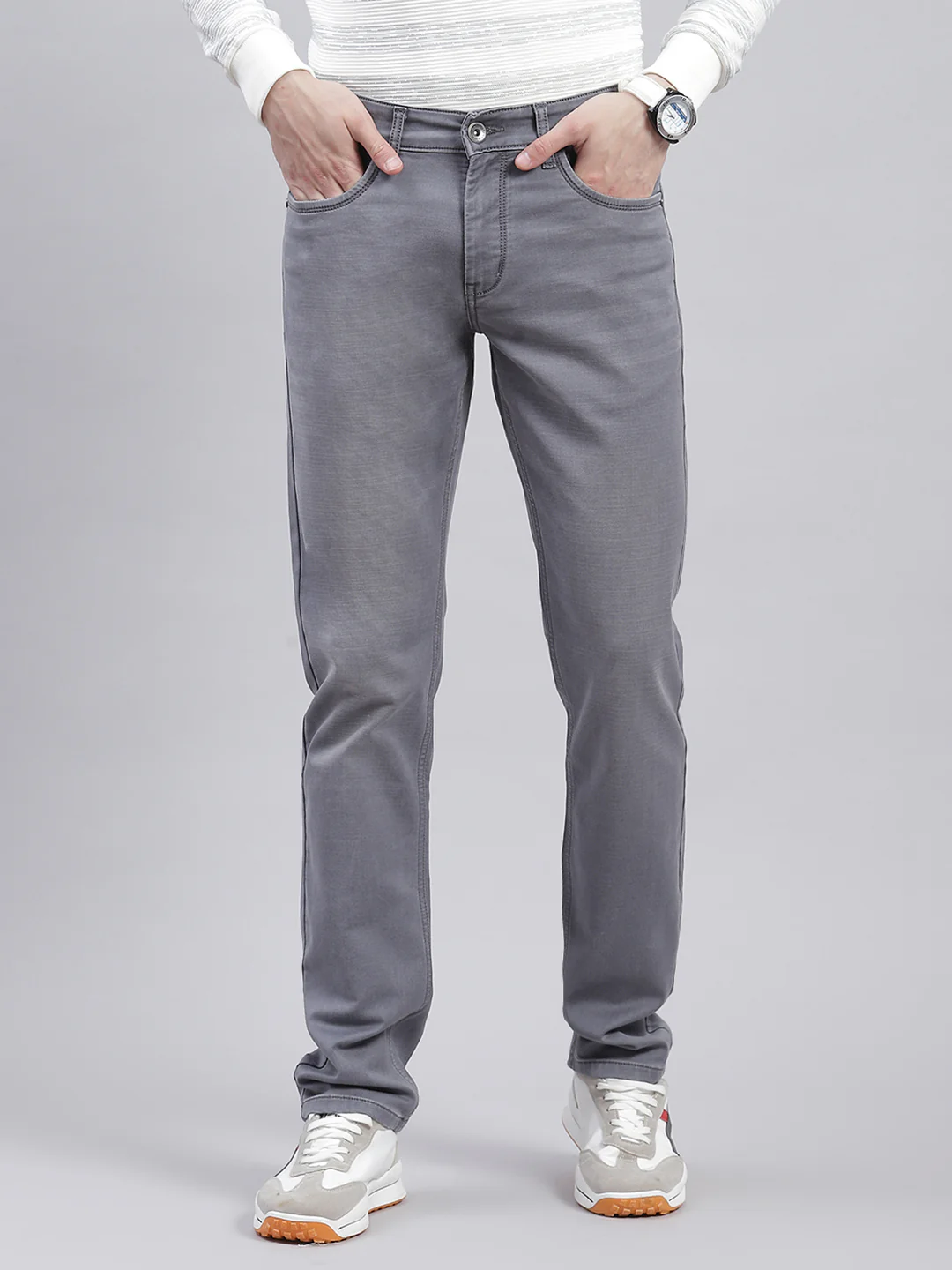 Men Grey Light Wash Regular Fit Denims - Image 2