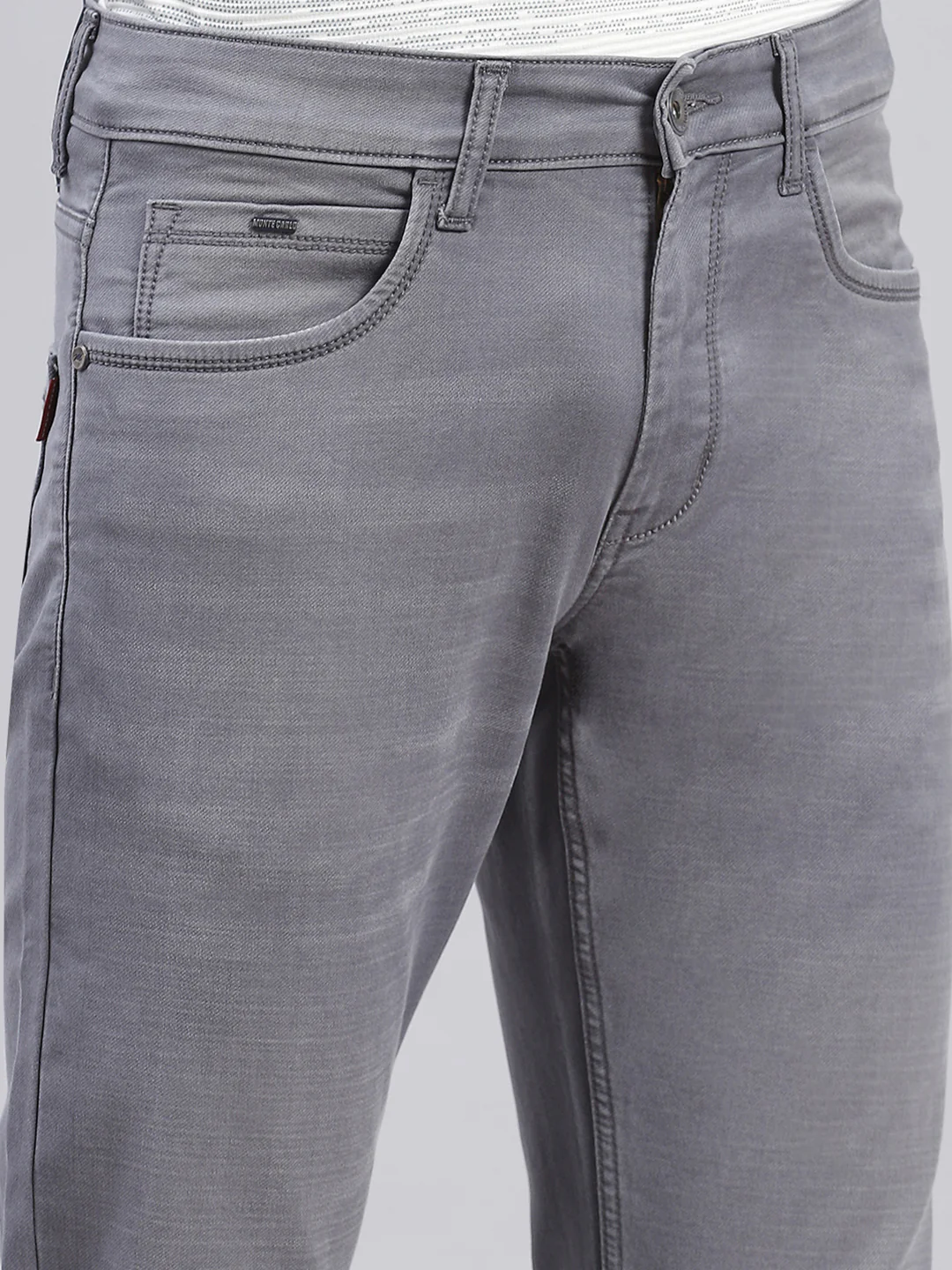 Men Grey Light Wash Regular Fit Denims - Image 6