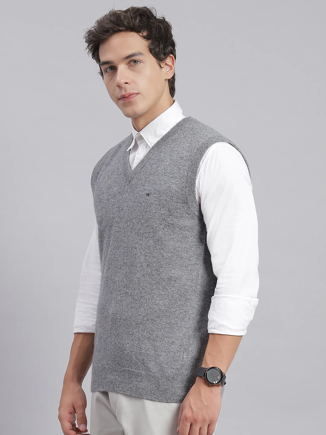 Men Grey Melange Solid V Neck Sleeveless Sweaters/Pullovers - Image 4