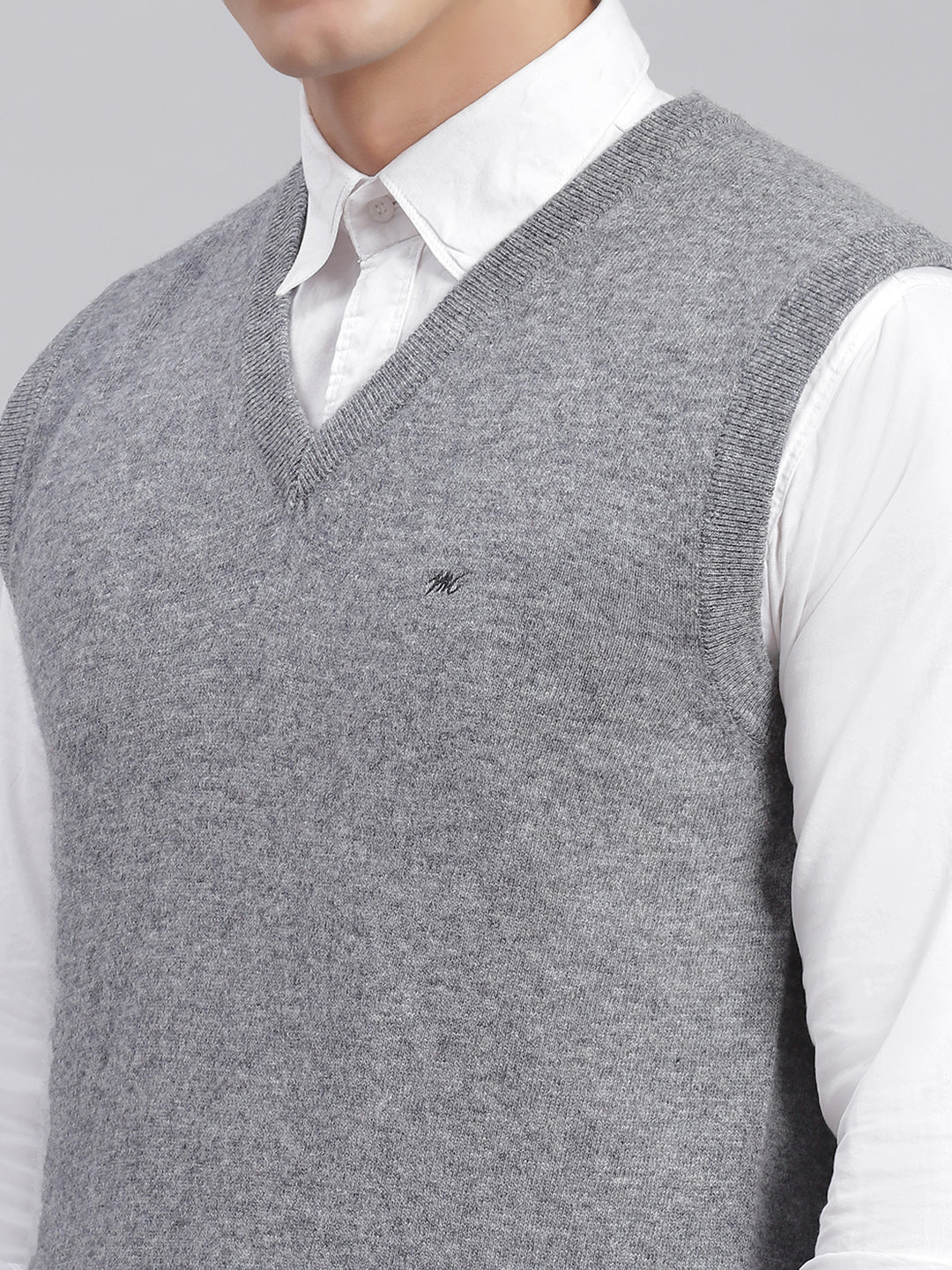 Men Grey Melange Solid V Neck Sleeveless Sweaters/Pullovers - Image 7