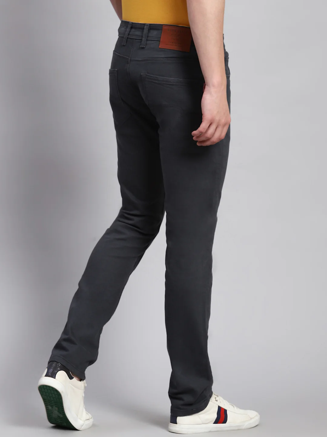 Men Grey Narrow Fit Denim - Image 5