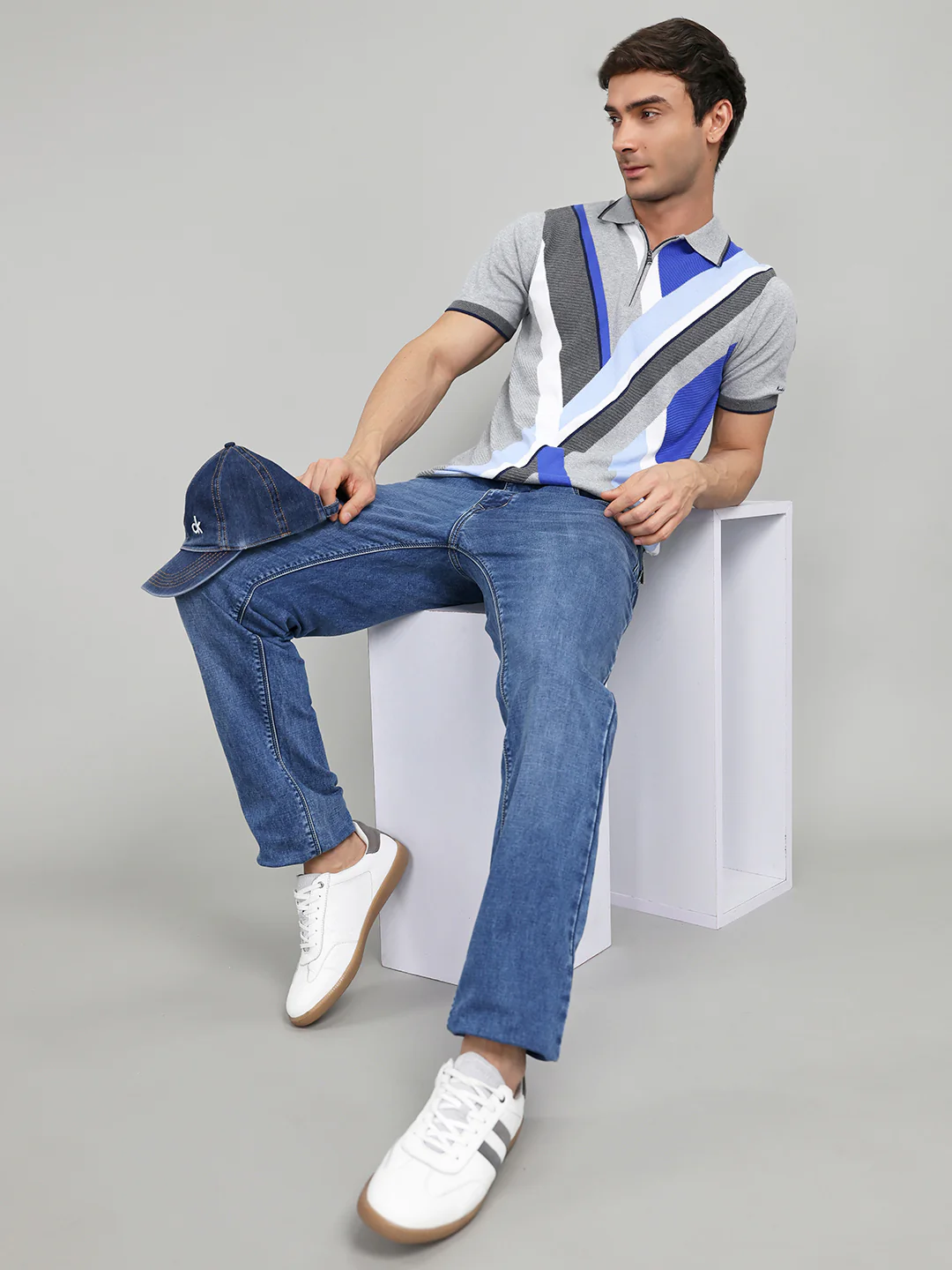 Men Grey Printed Collar Half Sleeve T-Shirt - Image 6