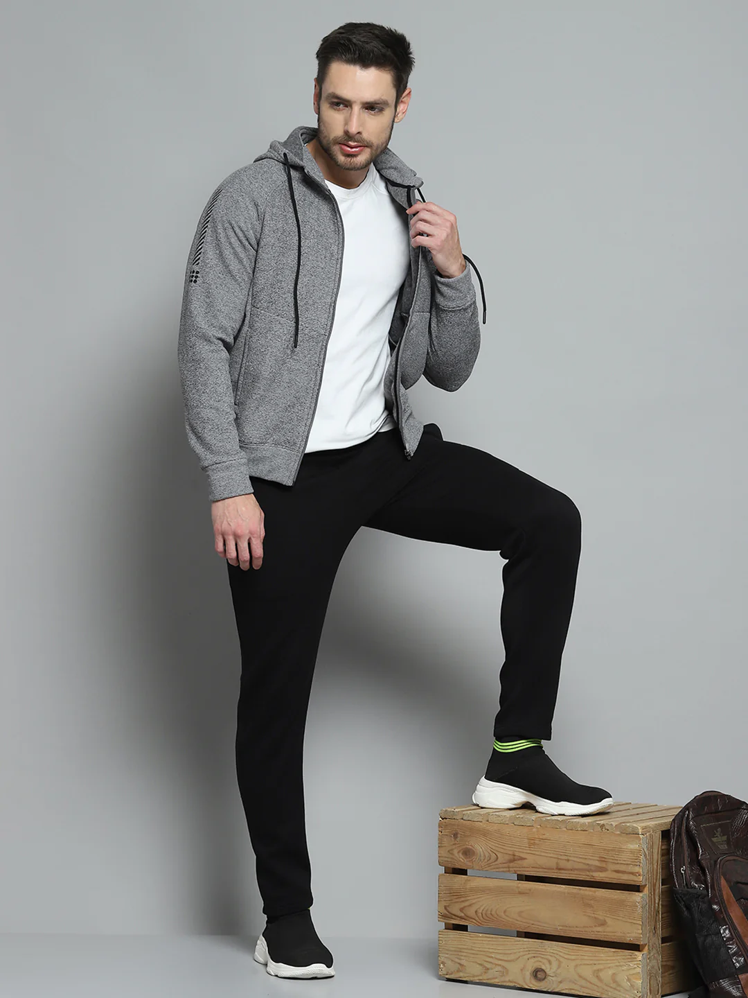 Rock.it Men Grey Printed Hooded Full Sleeve Sweatshirt - Image 2
